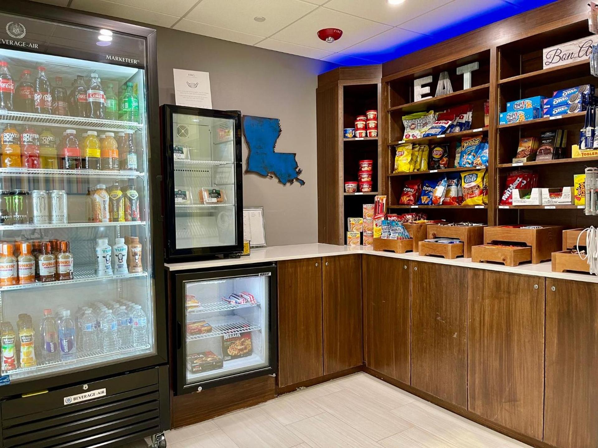 Holiday Inn Express & Suites Sulphur - Lake Charles by IHG photo 4