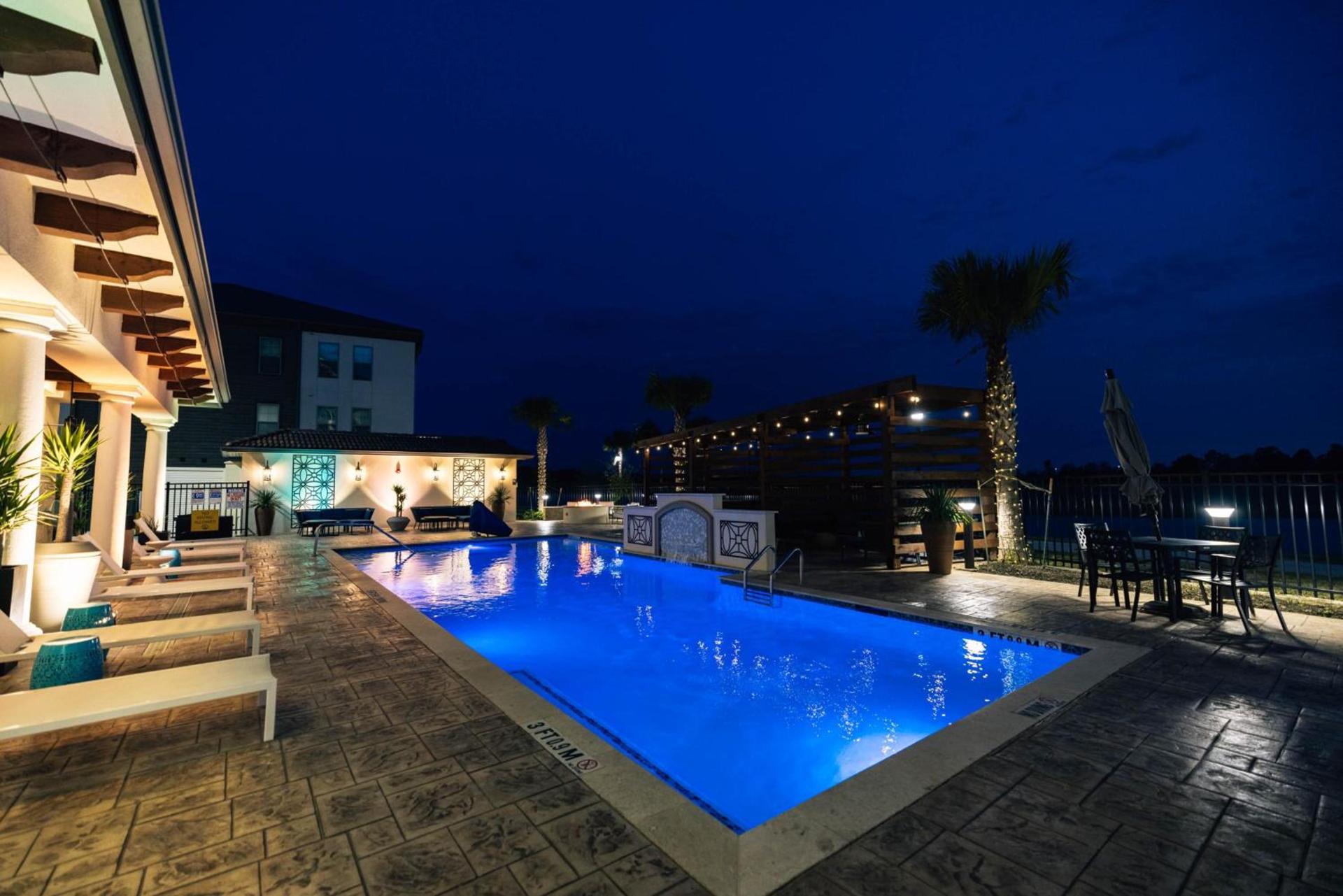 Hotel Indigo Spring - Woodlands Area by IHG photo 65