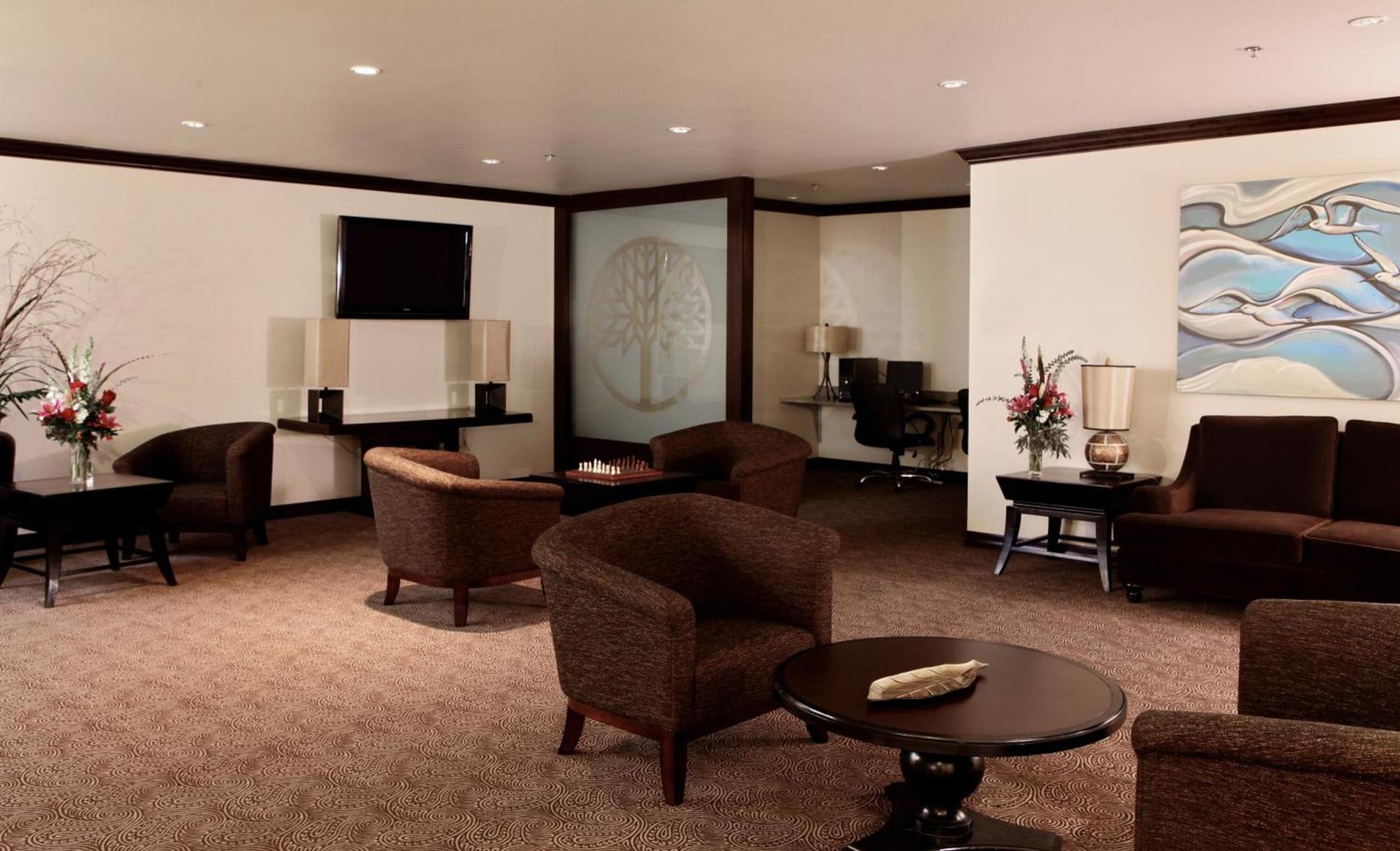Hawthorn Suites by Wyndham Lubbock photo 49