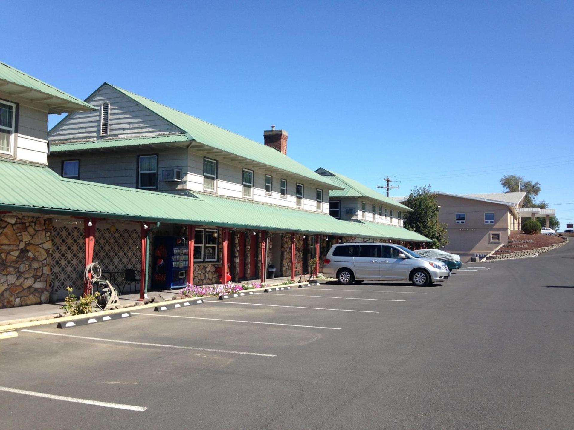 Rugged Country Lodge photo 18