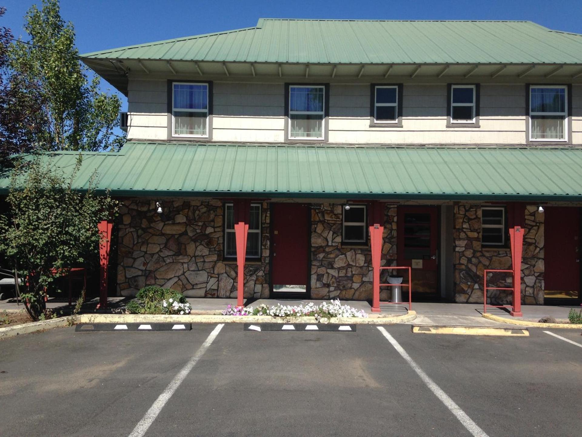 Rugged Country Lodge photo 20