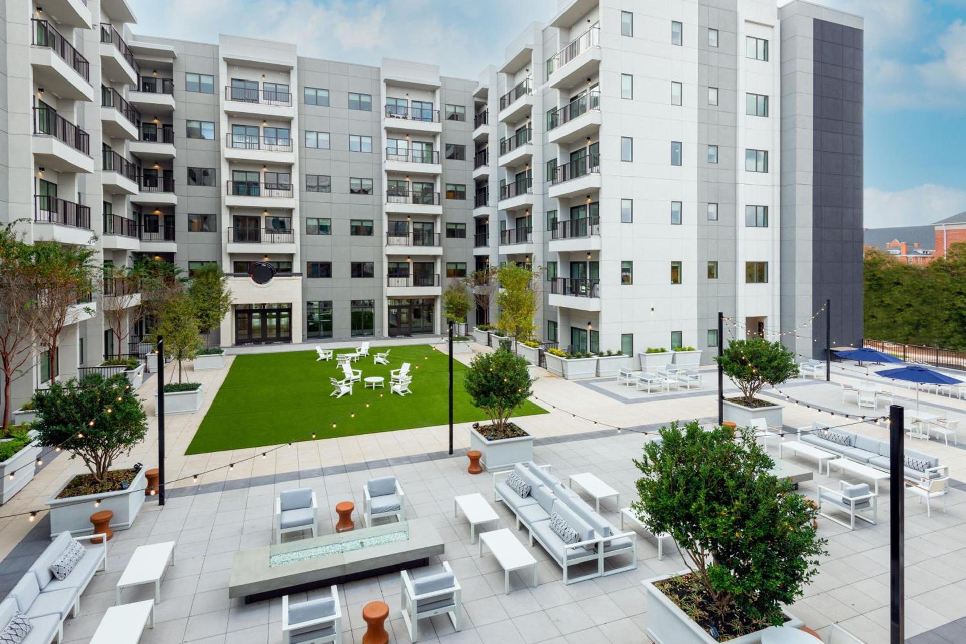 Courtyard by Marriott Gainesville GA photo 32