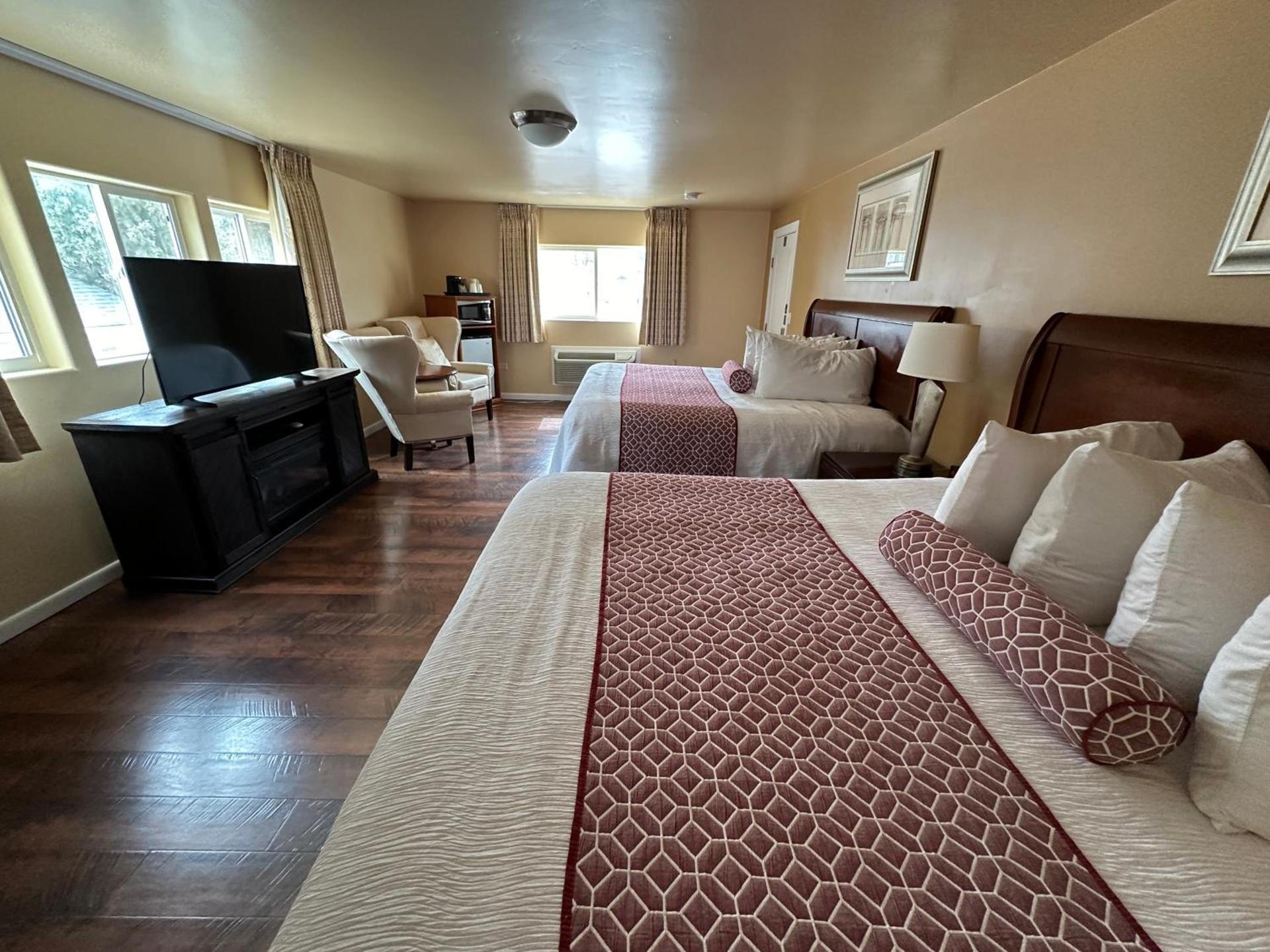 Abram Inn & Suites photo 16