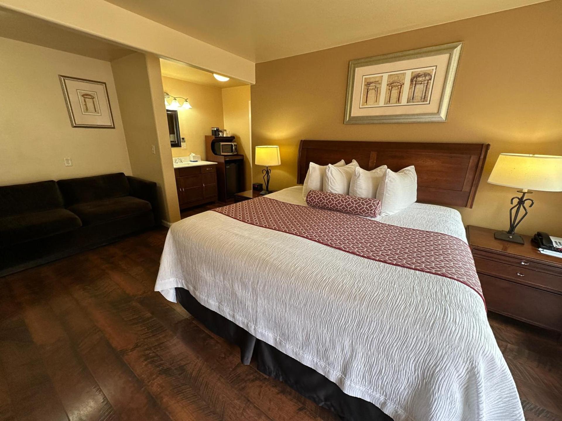 Abram Inn & Suites photo 20