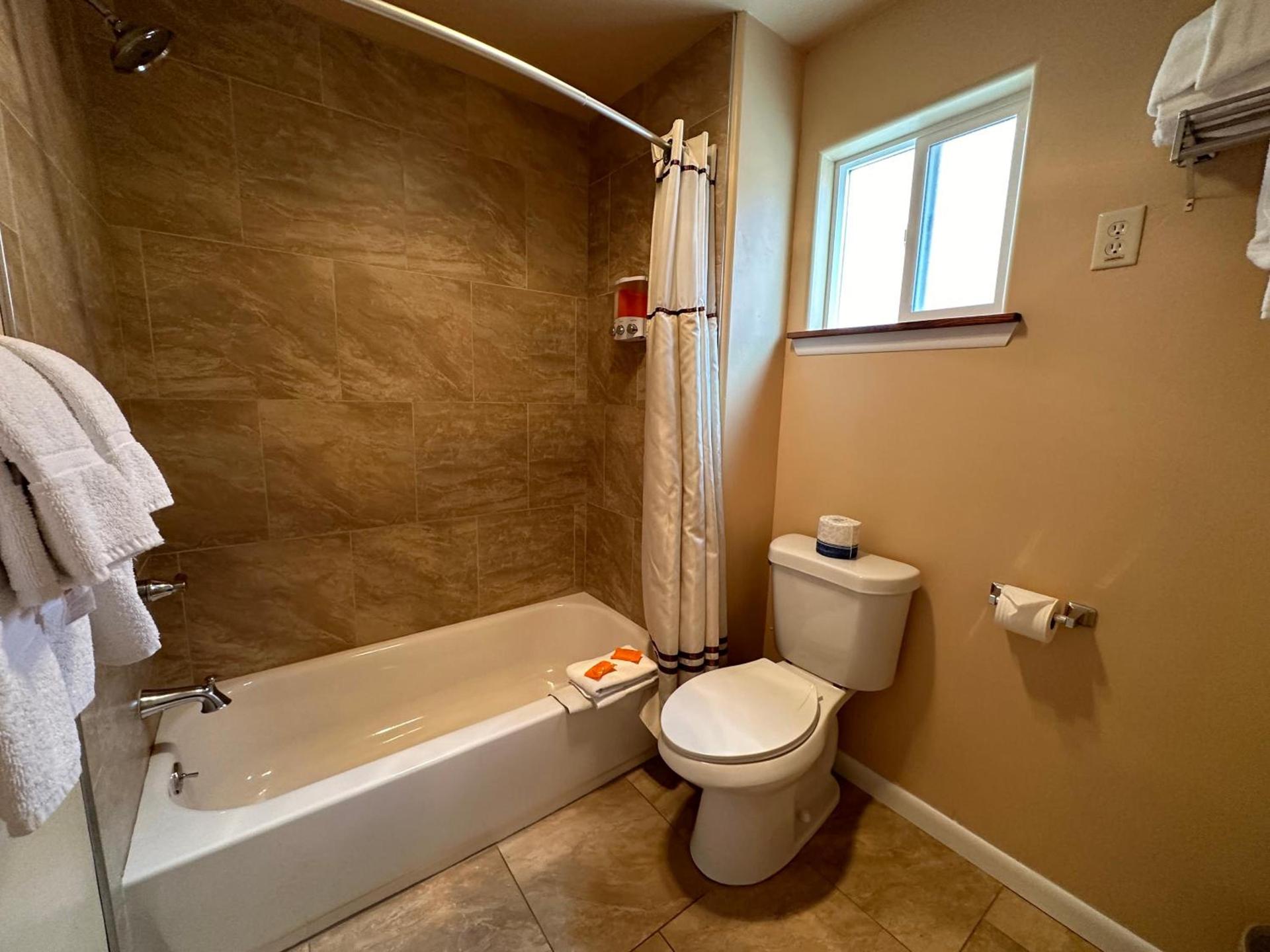 Abram Inn & Suites photo 33