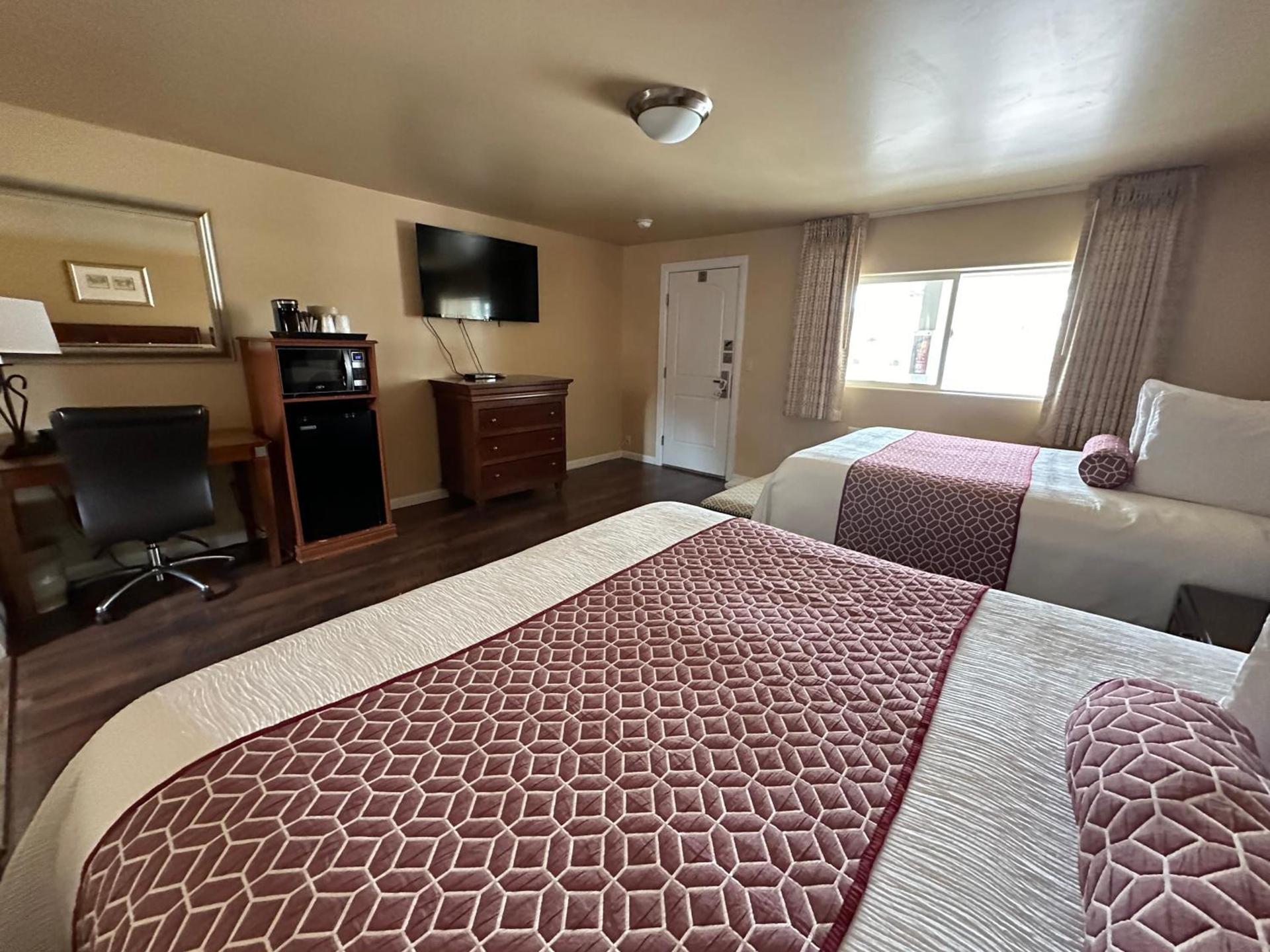 Abram Inn & Suites photo 35