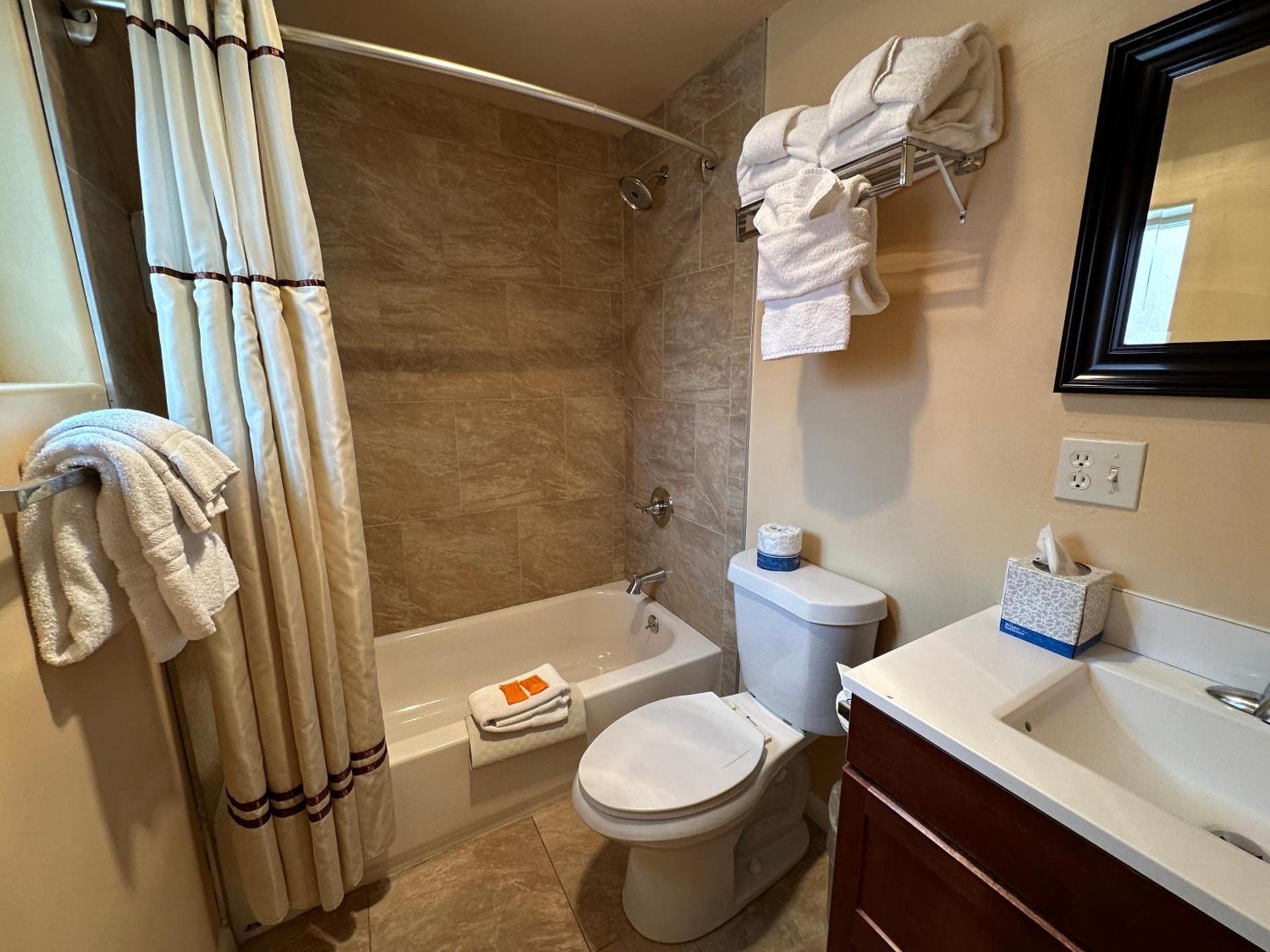 Abram Inn & Suites photo 37