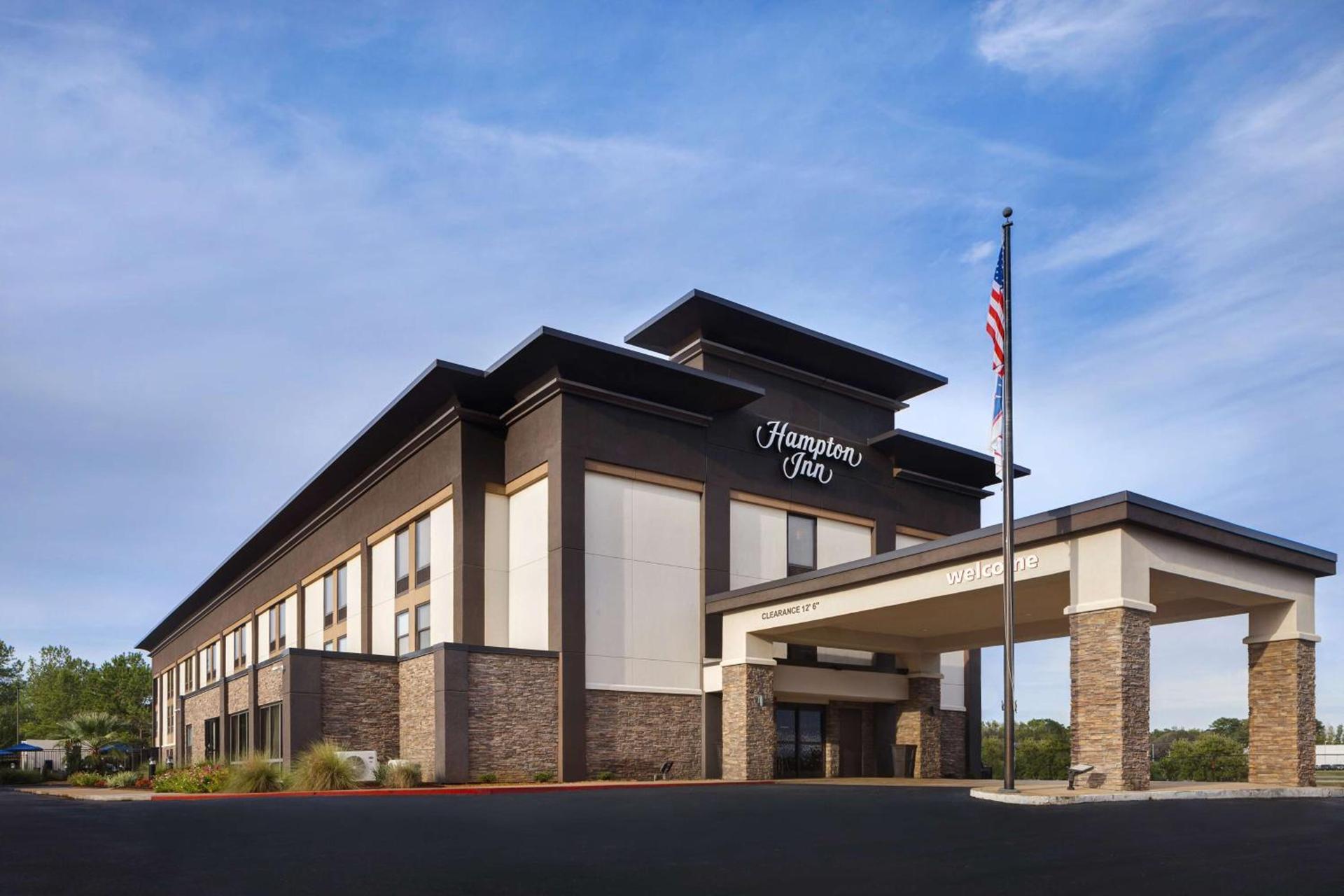Hampton Inn Natchitoches photo 1