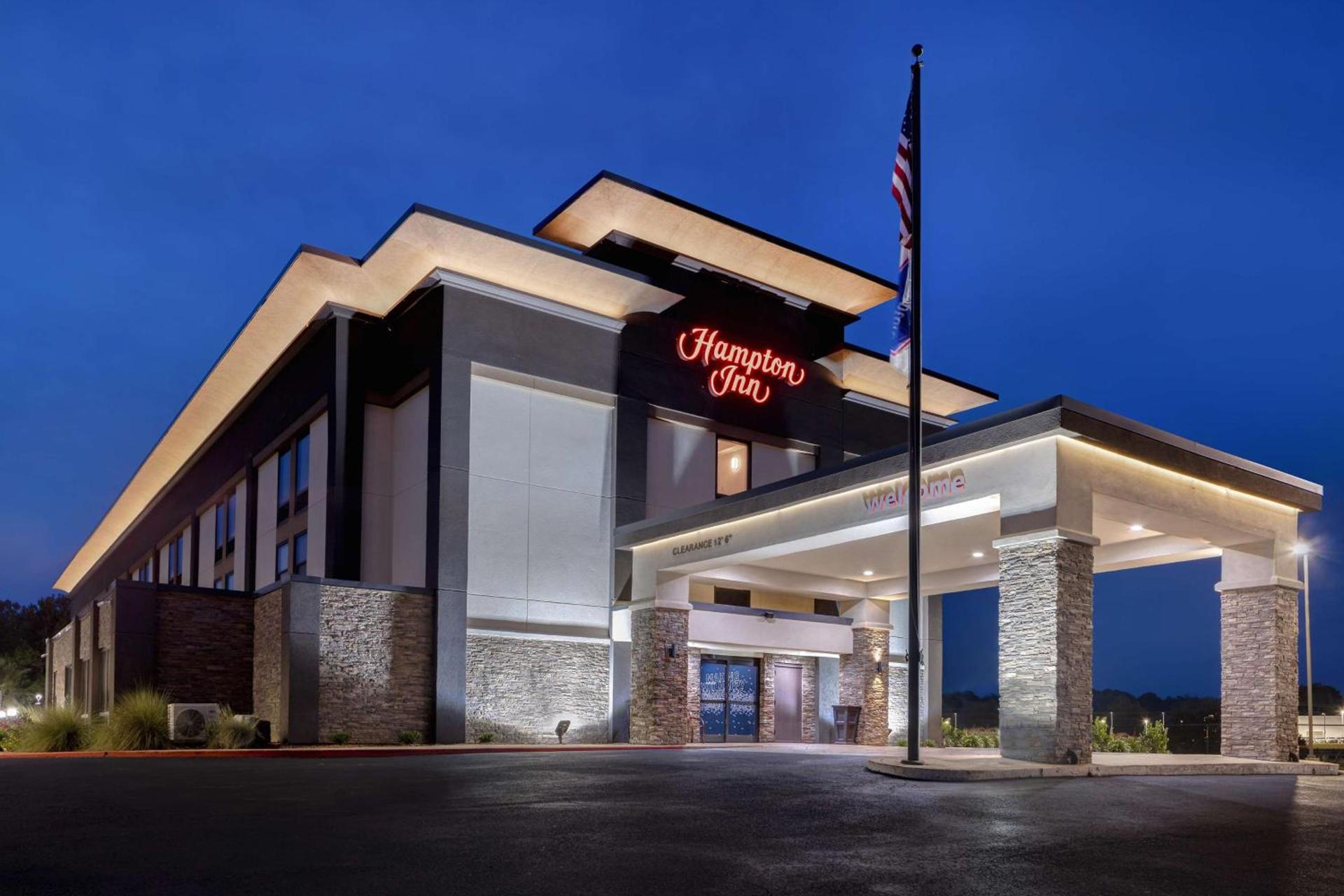 Hampton Inn Natchitoches photo 3