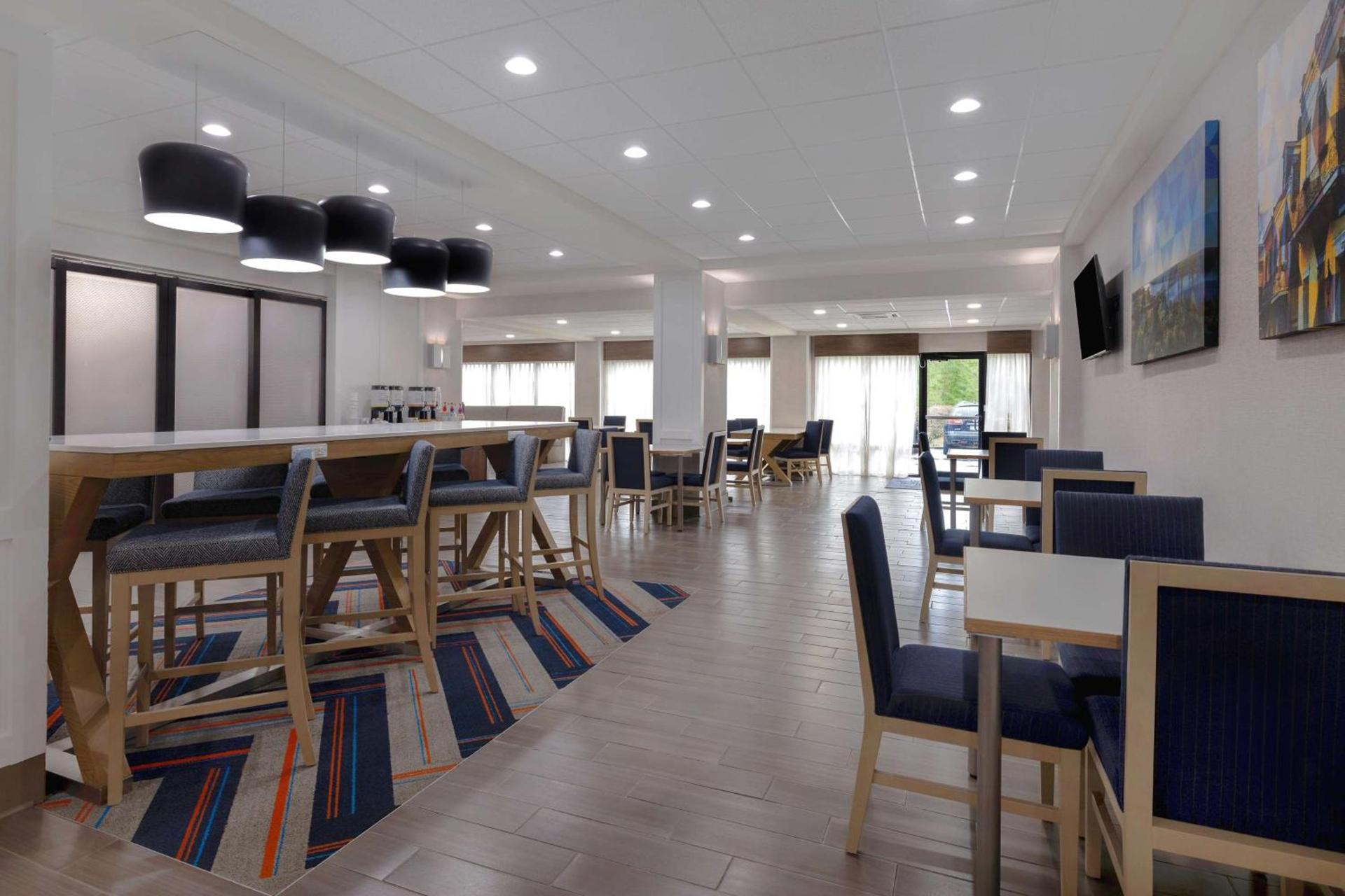 Hampton Inn Natchitoches photo 10