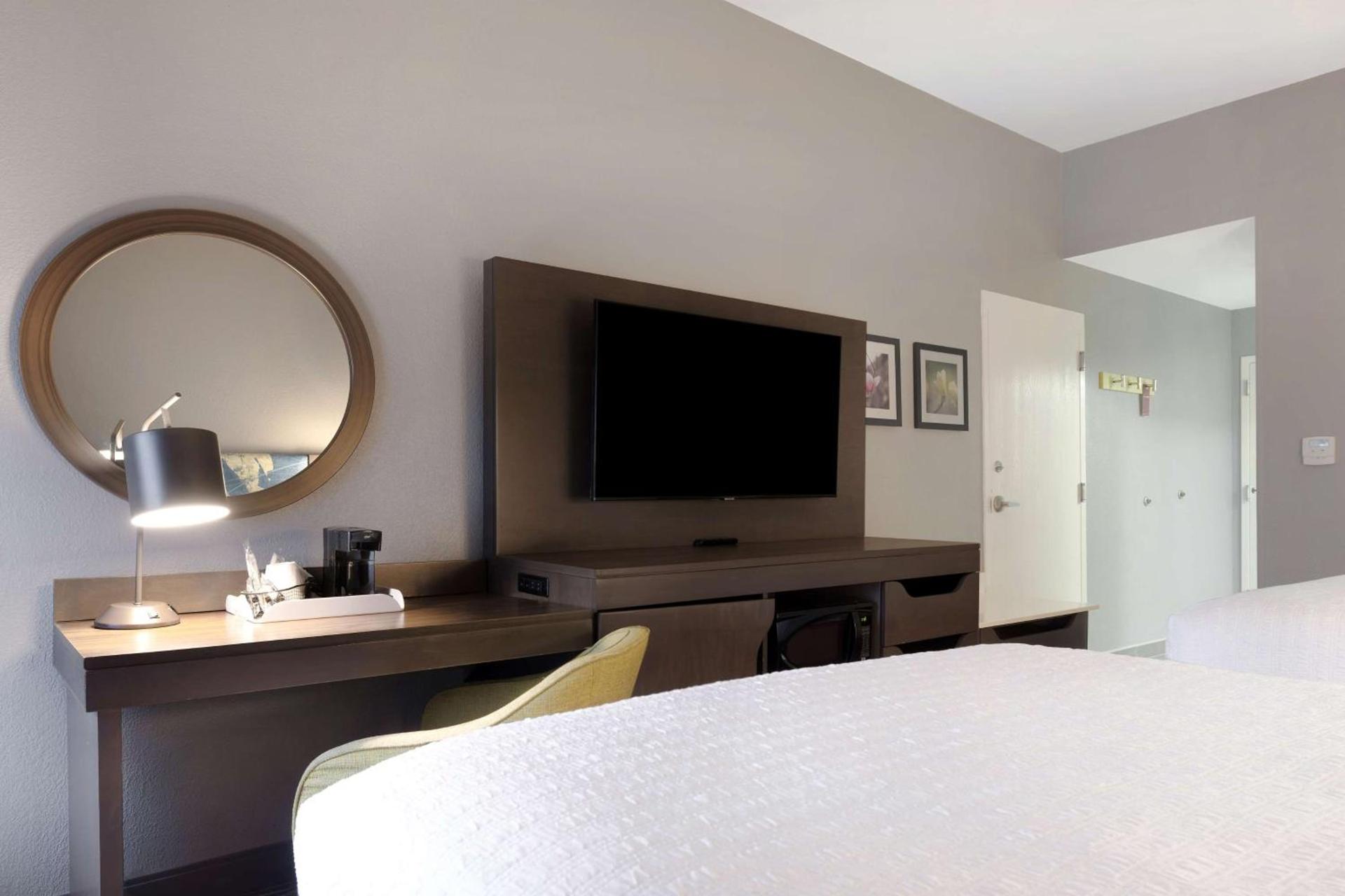 Hampton Inn Natchitoches photo 31