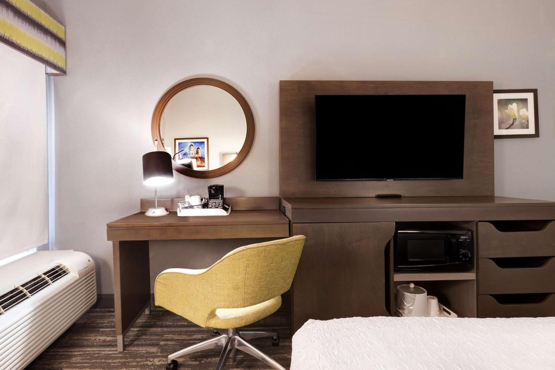 Hampton Inn Natchitoches photo 32