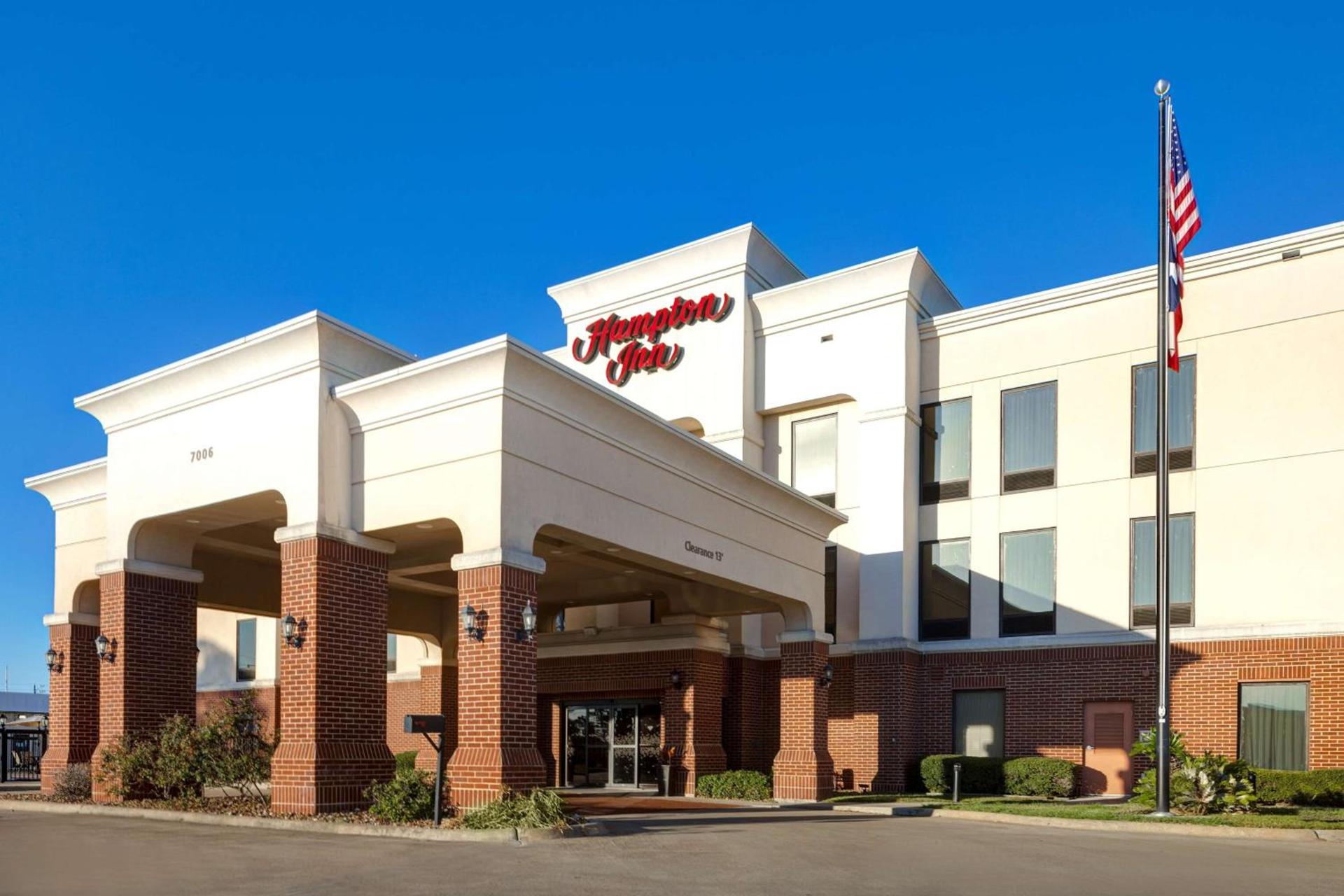 Hampton Inn Victoria photo 1