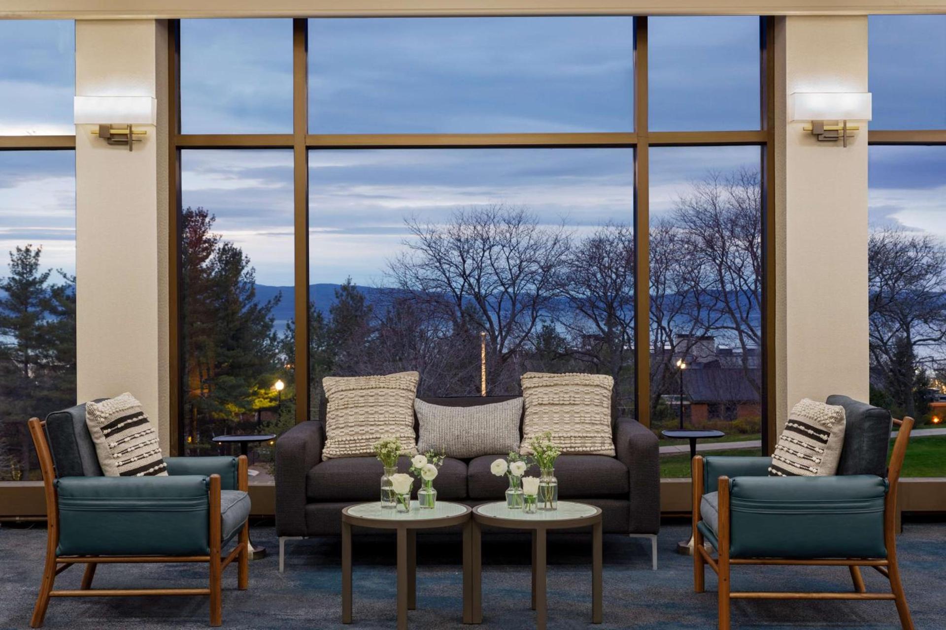 Hotel Champlain Burlington, Curio Collection by Hilton photo 12