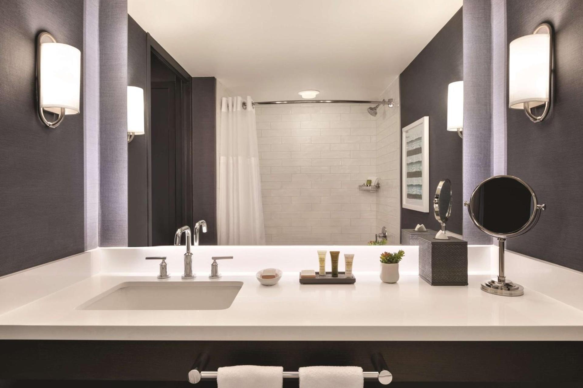 Hotel Champlain Burlington, Curio Collection by Hilton photo 31