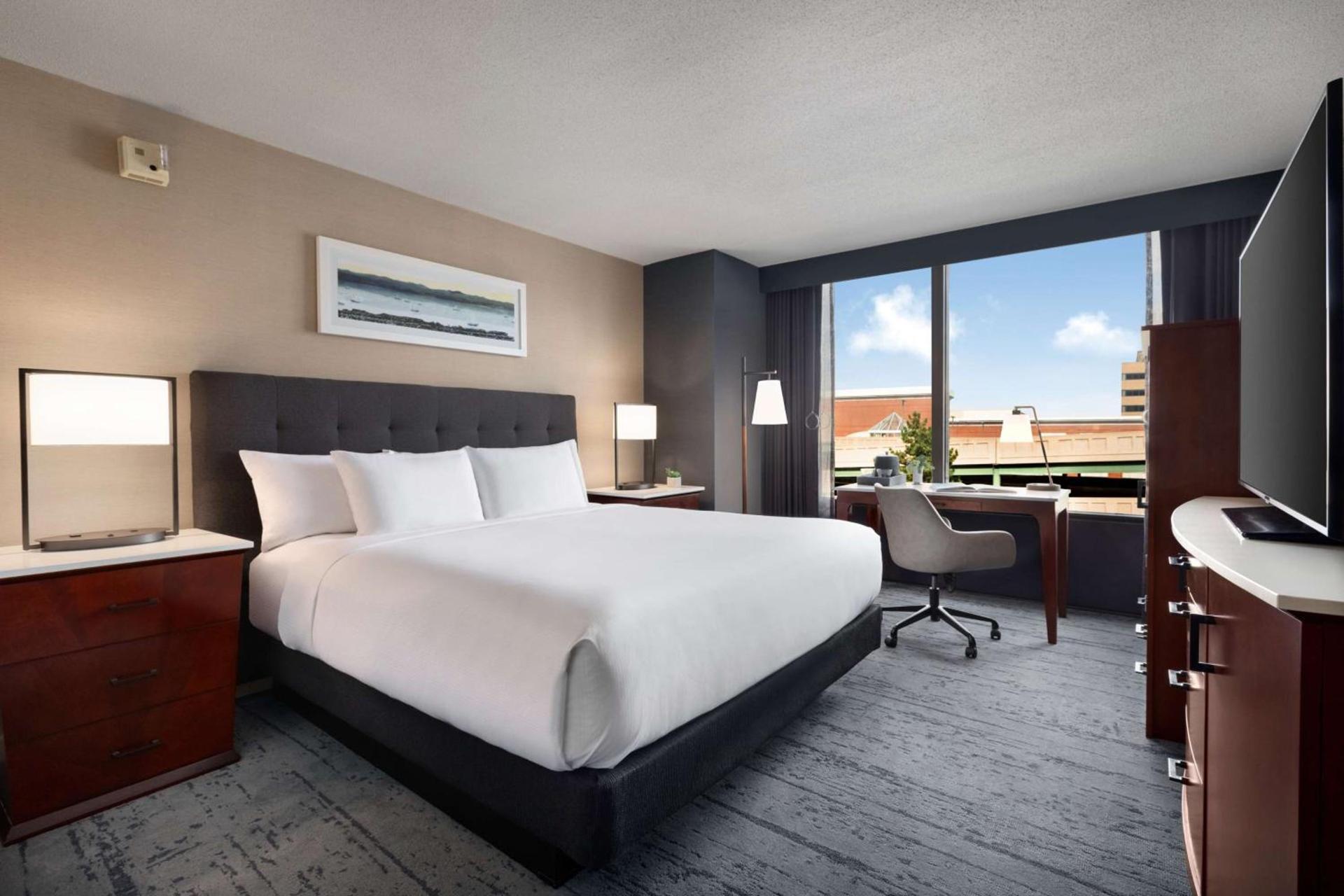 Hotel Champlain Burlington, Curio Collection by Hilton photo 34