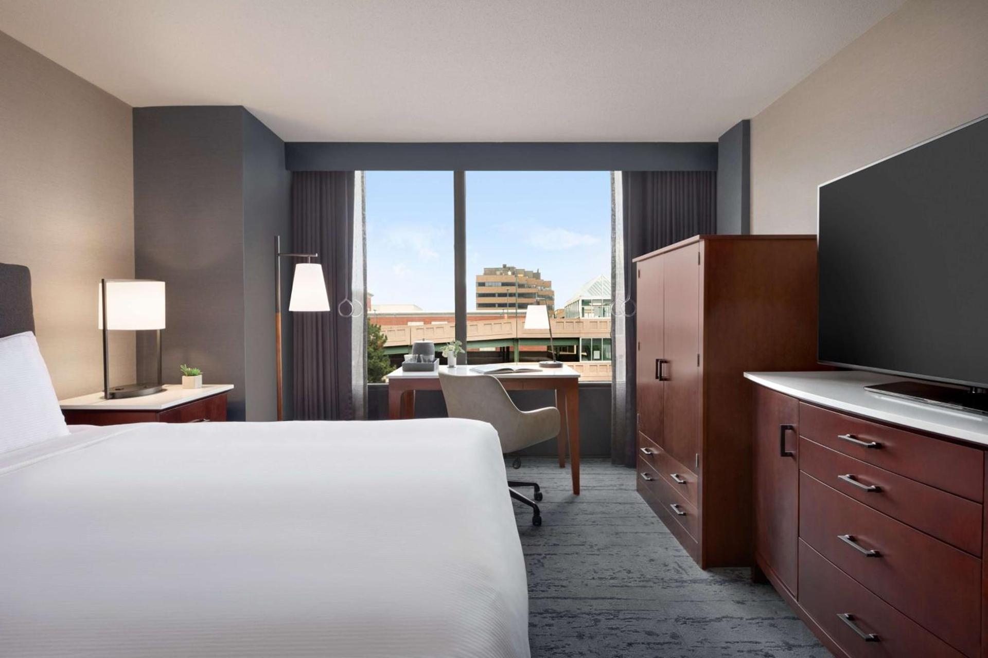 Hotel Champlain Burlington, Curio Collection by Hilton photo 35