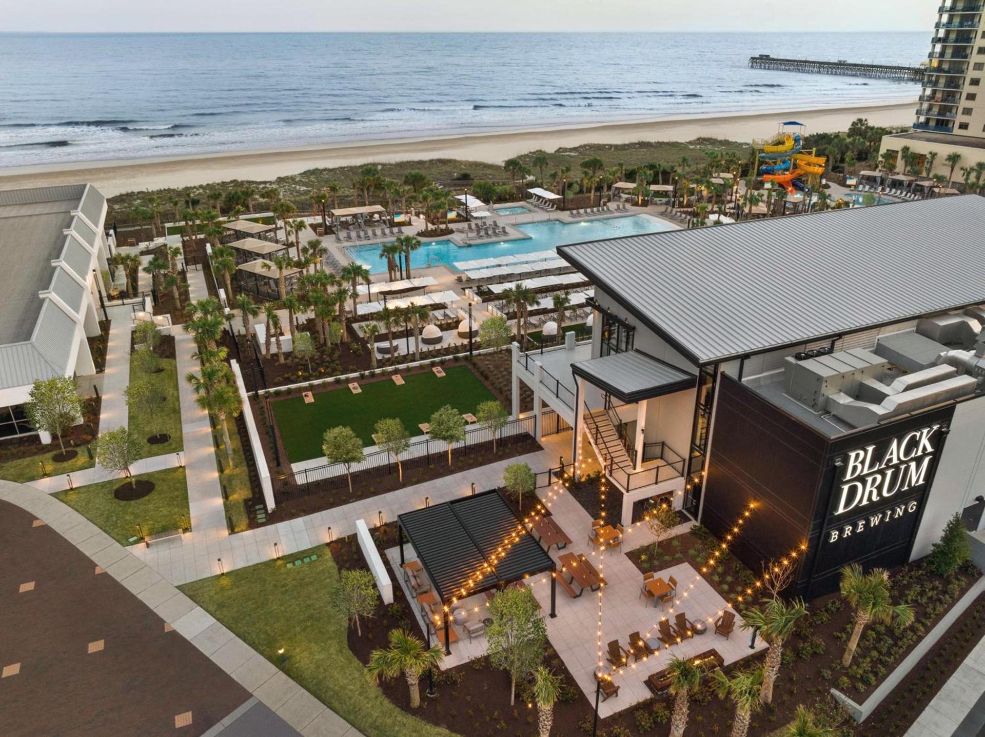 Royale Palms Condominiums photo 31