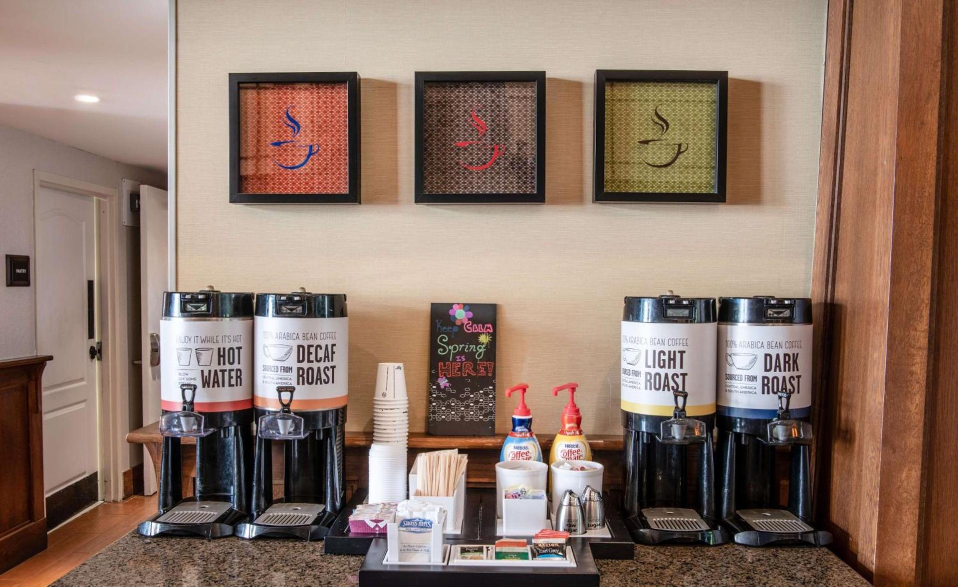 Hampton Inn & Suites Rochester/Victor photo 16