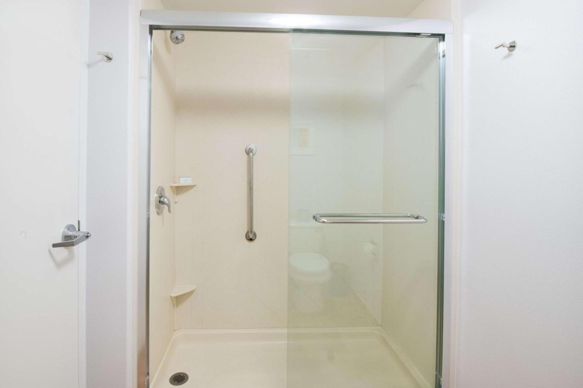 Hampton Inn & Suites Rochester/Victor photo 44