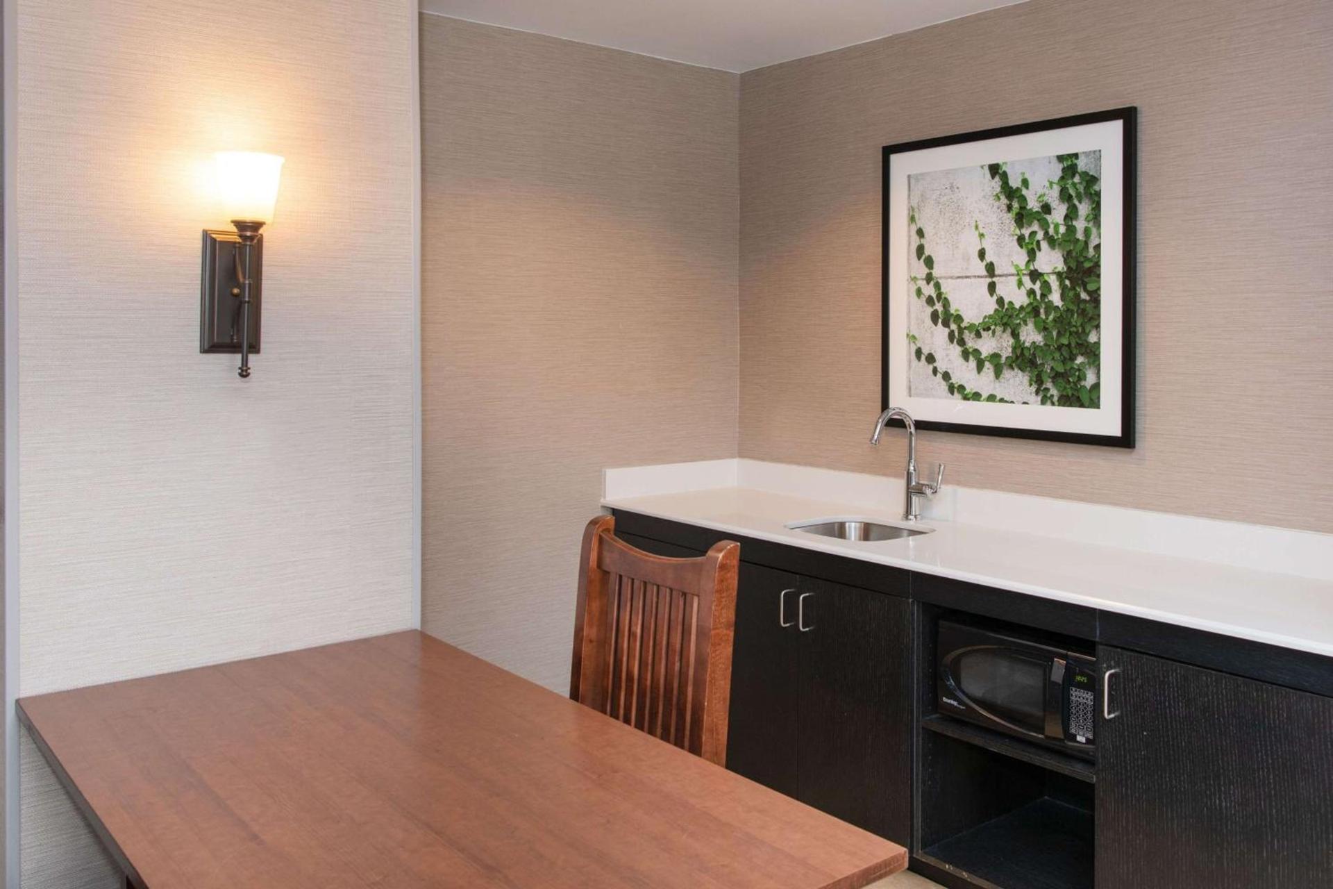 Hampton Inn & Suites Rochester/Victor photo 46