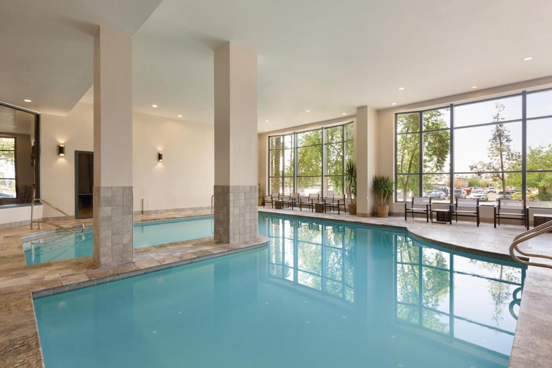 Embassy Suites by Hilton Phoenix Downtown North photo 80