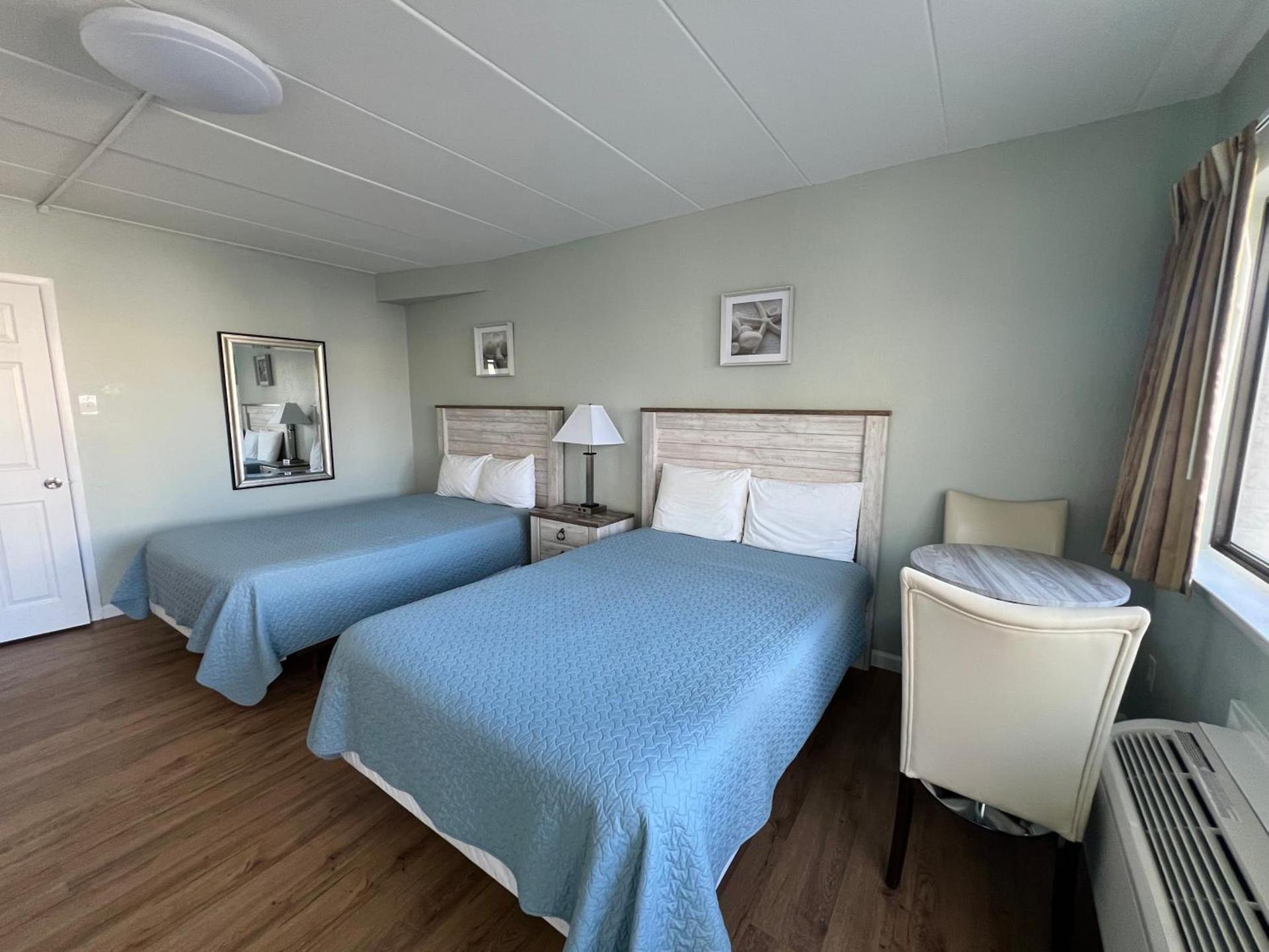Sand Pebble Motor Lodge photo 16