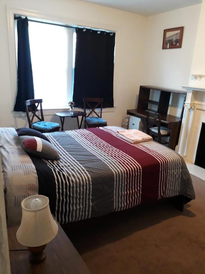Pleasant Rooming House photo 42
