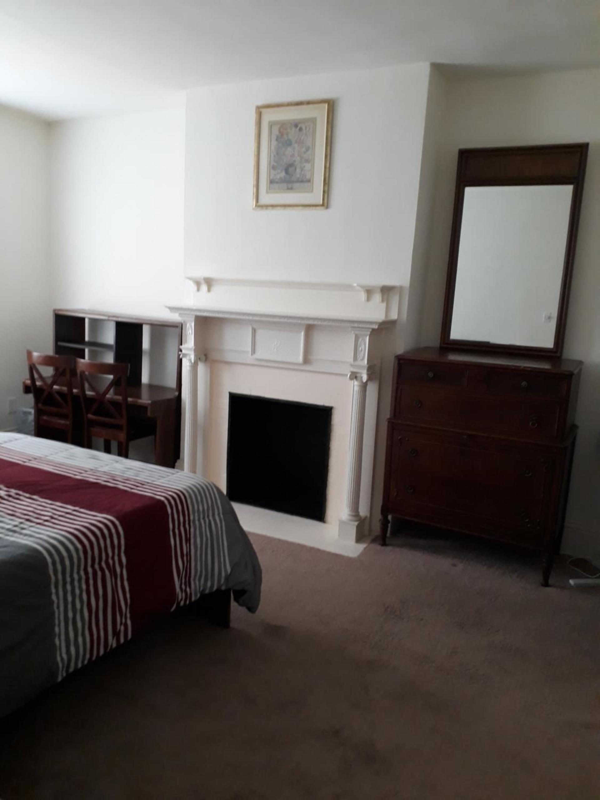 Pleasant Rooming House photo 37