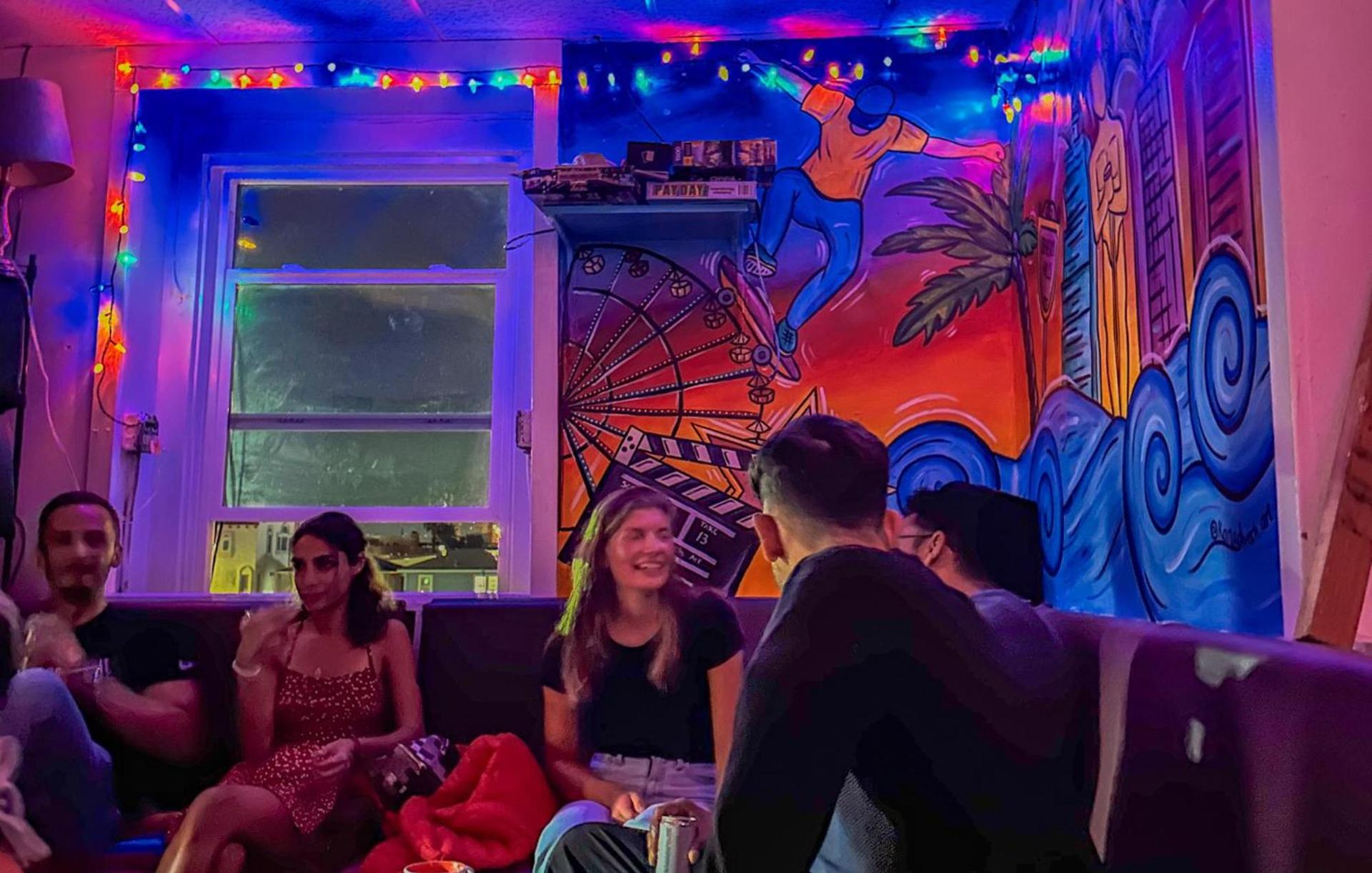 ITH Hermosa Beach Surf Hostel LAX photo 10