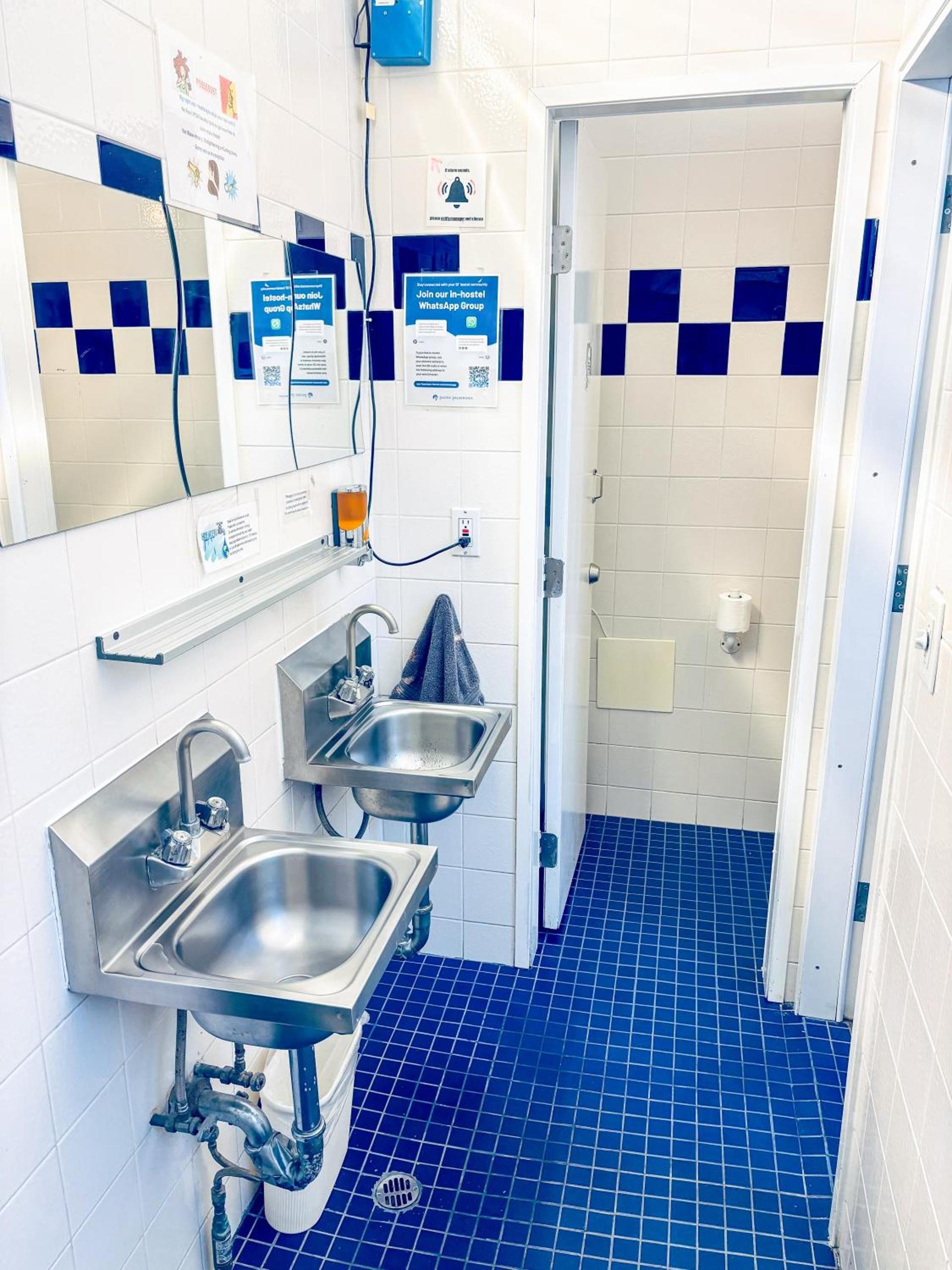 ITH San Francisco Pacific Tradewinds Backpacker Hostel photo 80
