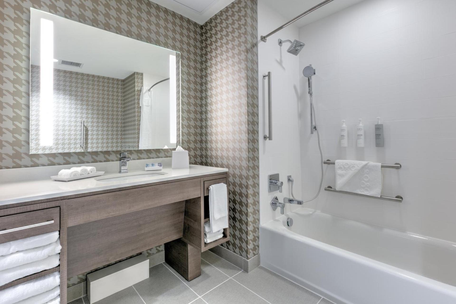 Home2 Suites By Hilton Tulsa Airport photo 51