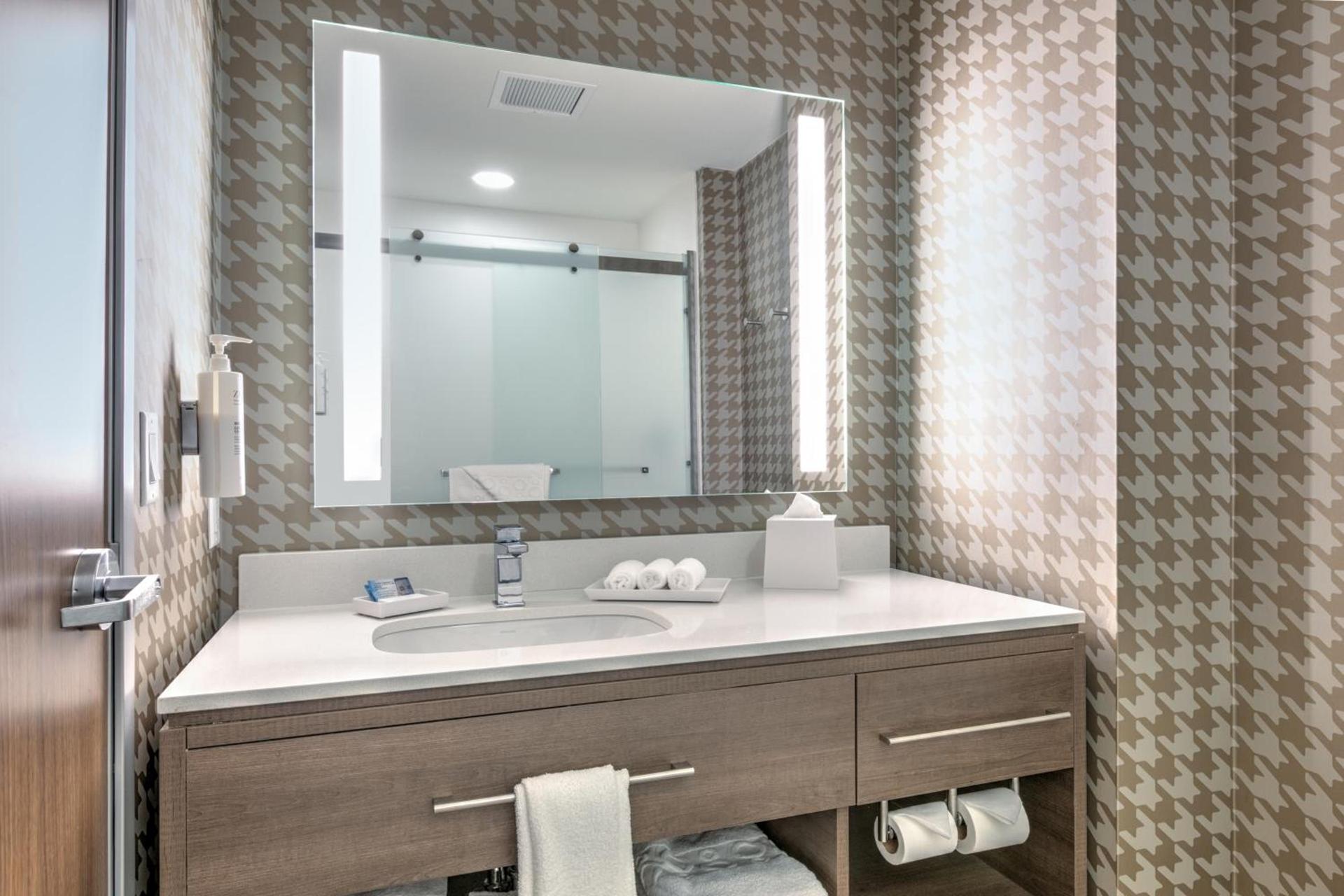 Home2 Suites By Hilton Tulsa Airport photo 59