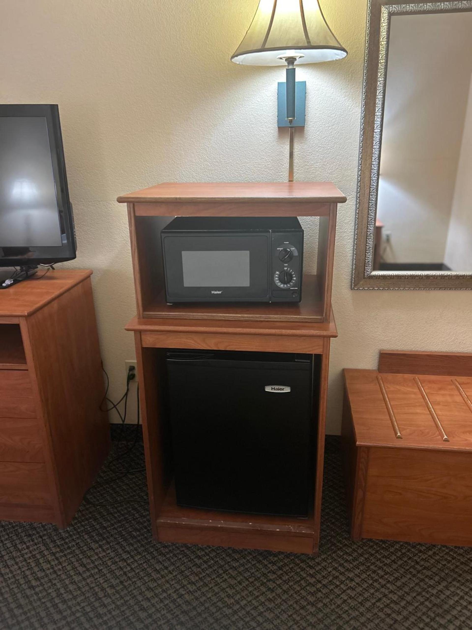 Holiday Inn Express Las Vegas-Nellis by IHG photo 9