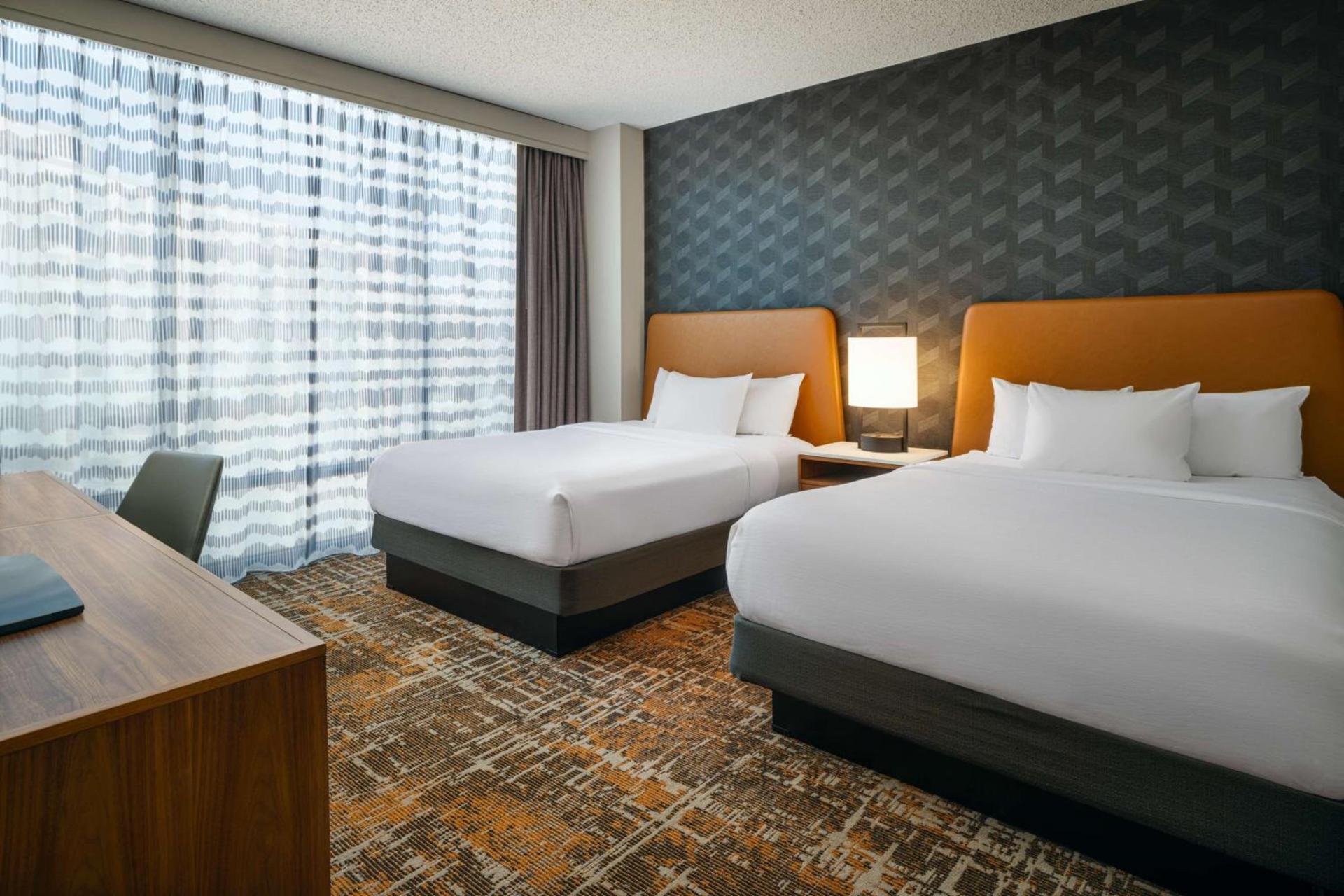 Embassy Suites Huntsville photo 30