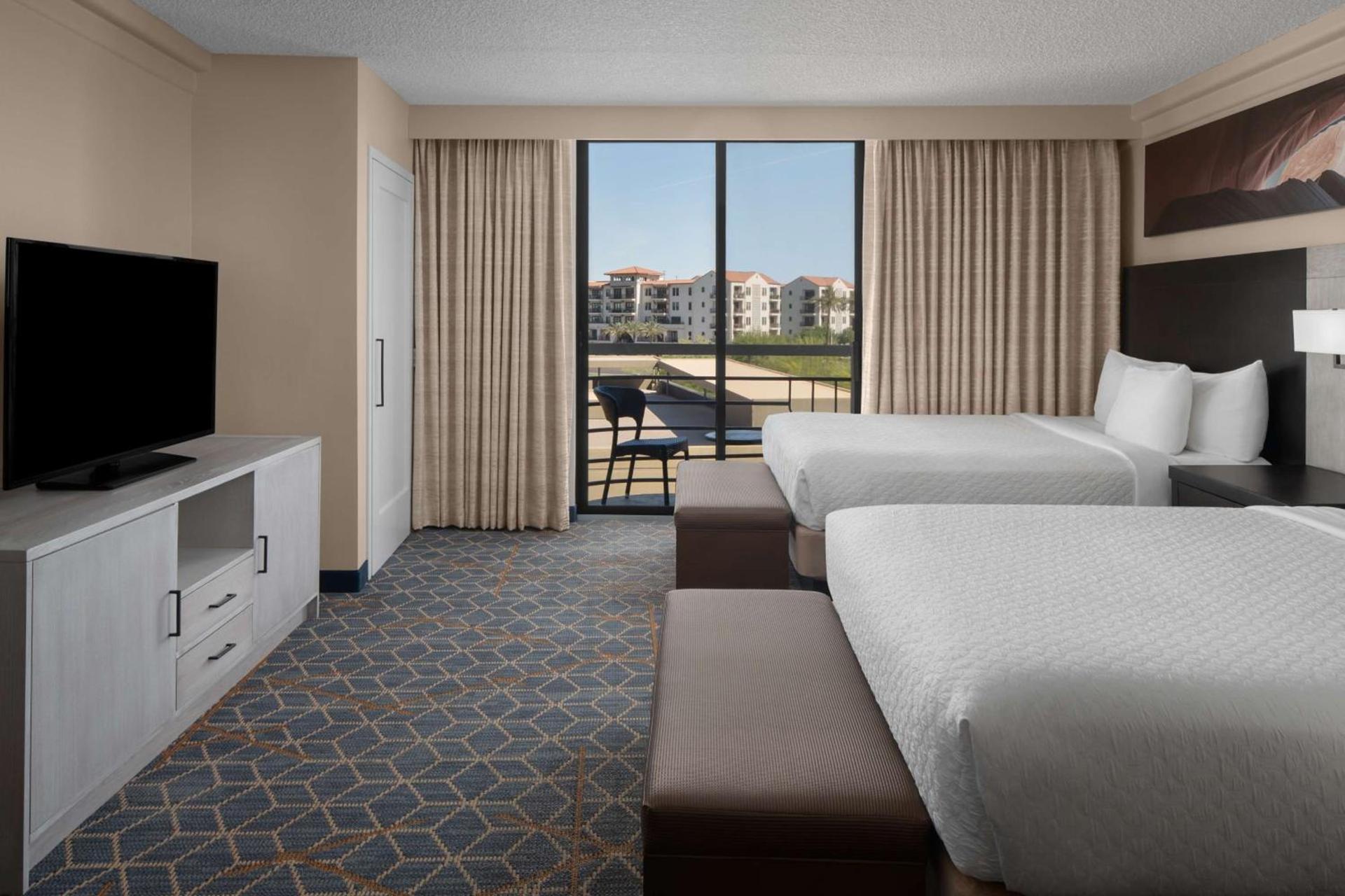 Embassy Suites by Hilton Phoenix Biltmore photo 37