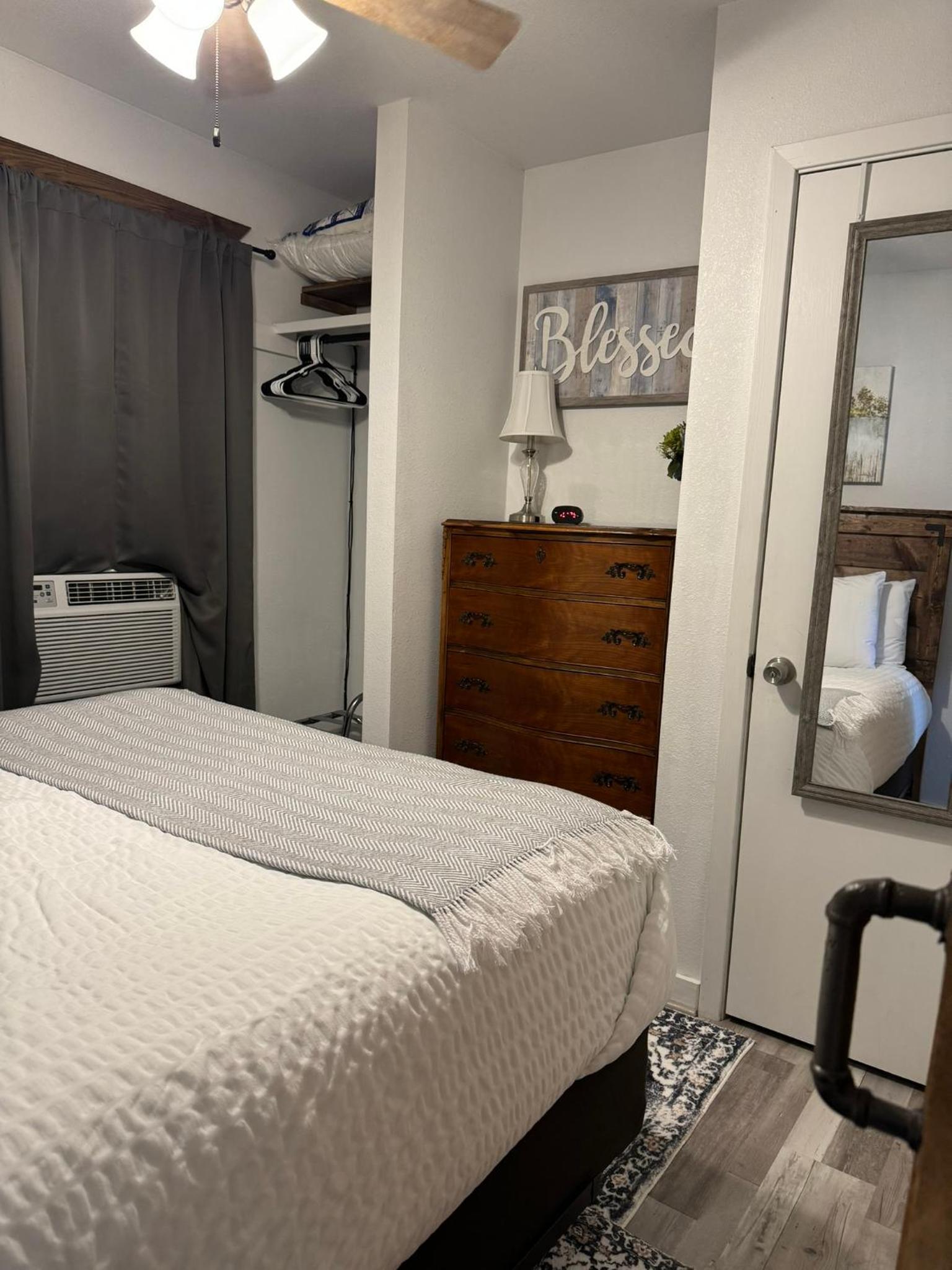 Mountain View Guest Motel photo 41
