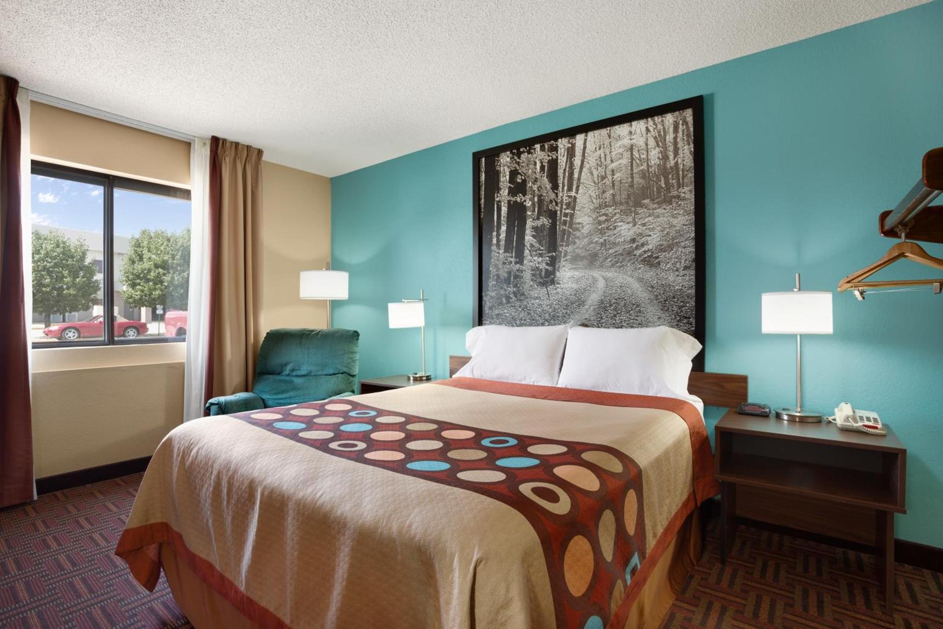 Super 8 by Wyndham Carbondale photo 20