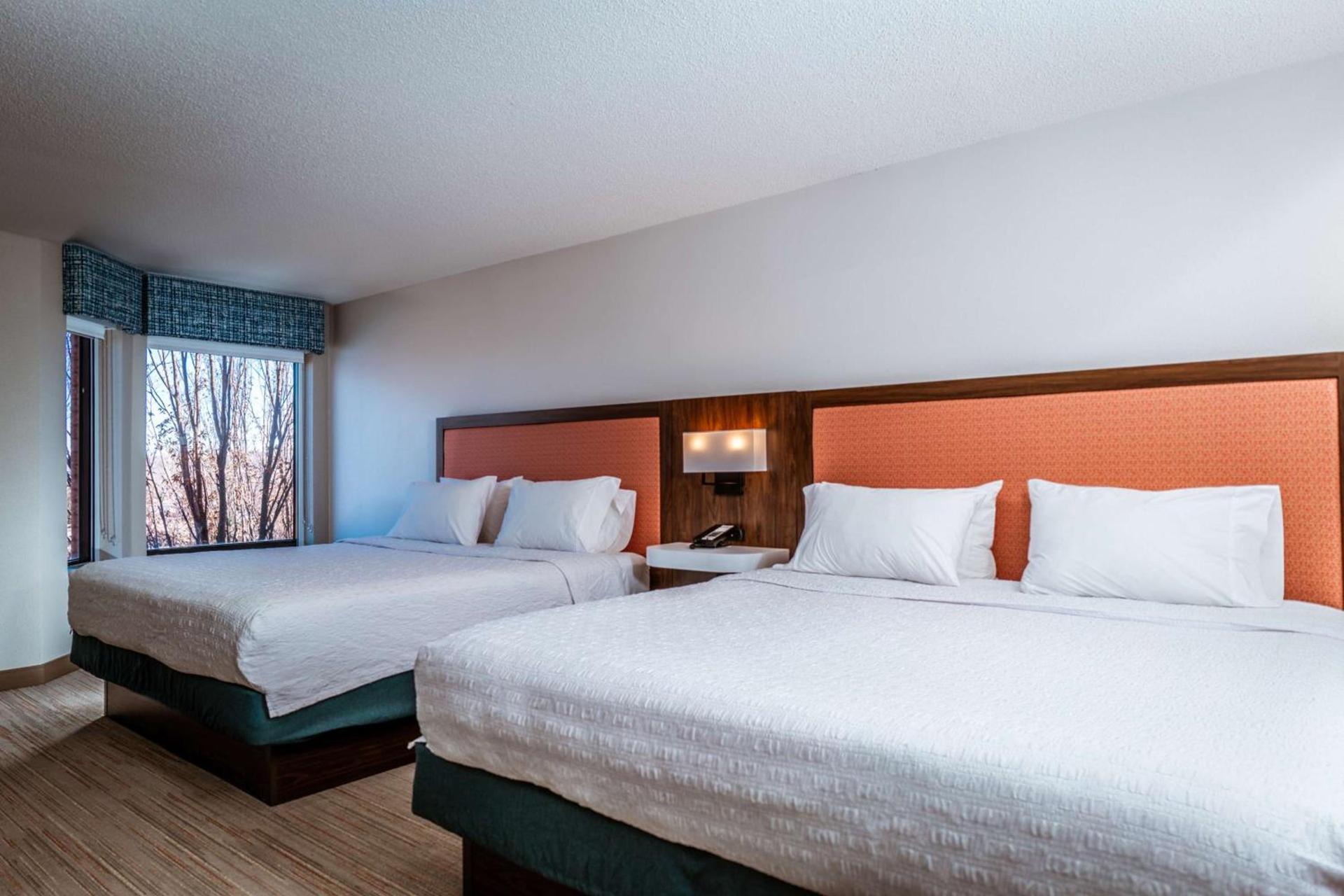 Hampton Inn & Suites St. Louis-Chesterfield photo 45