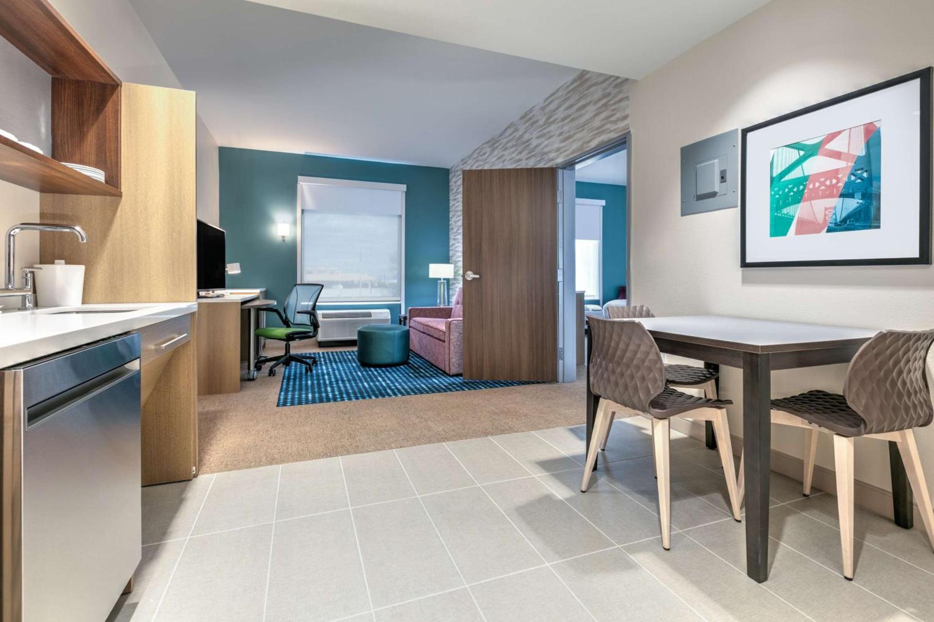 Home2 Suites By Hilton Tulsa Airport photo 18