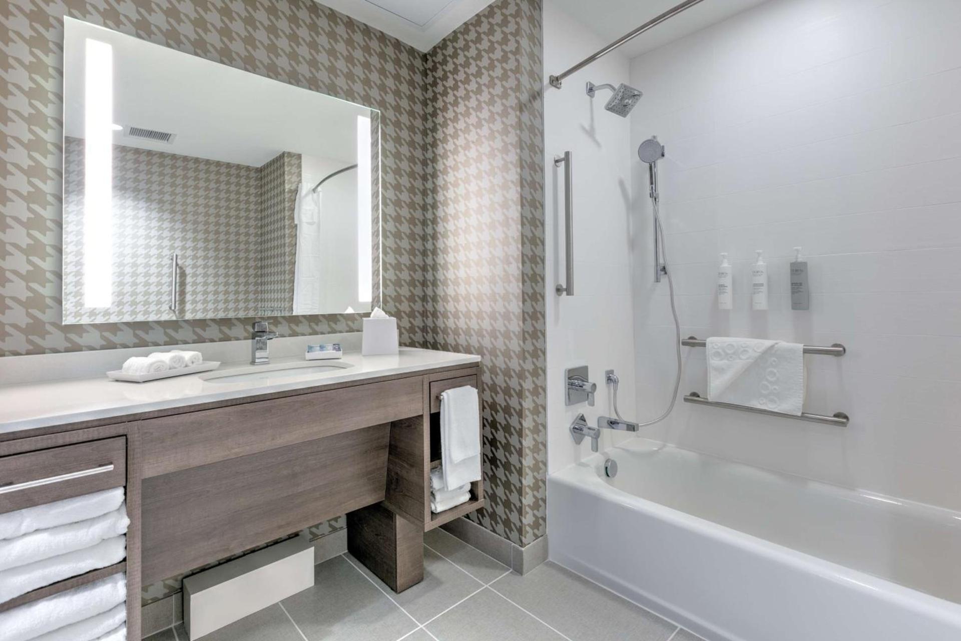 Home2 Suites By Hilton Tulsa Airport photo 26