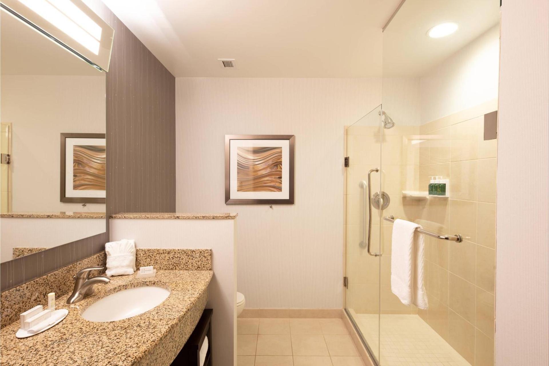 Courtyard by Marriott Greenville Downtown photo 20