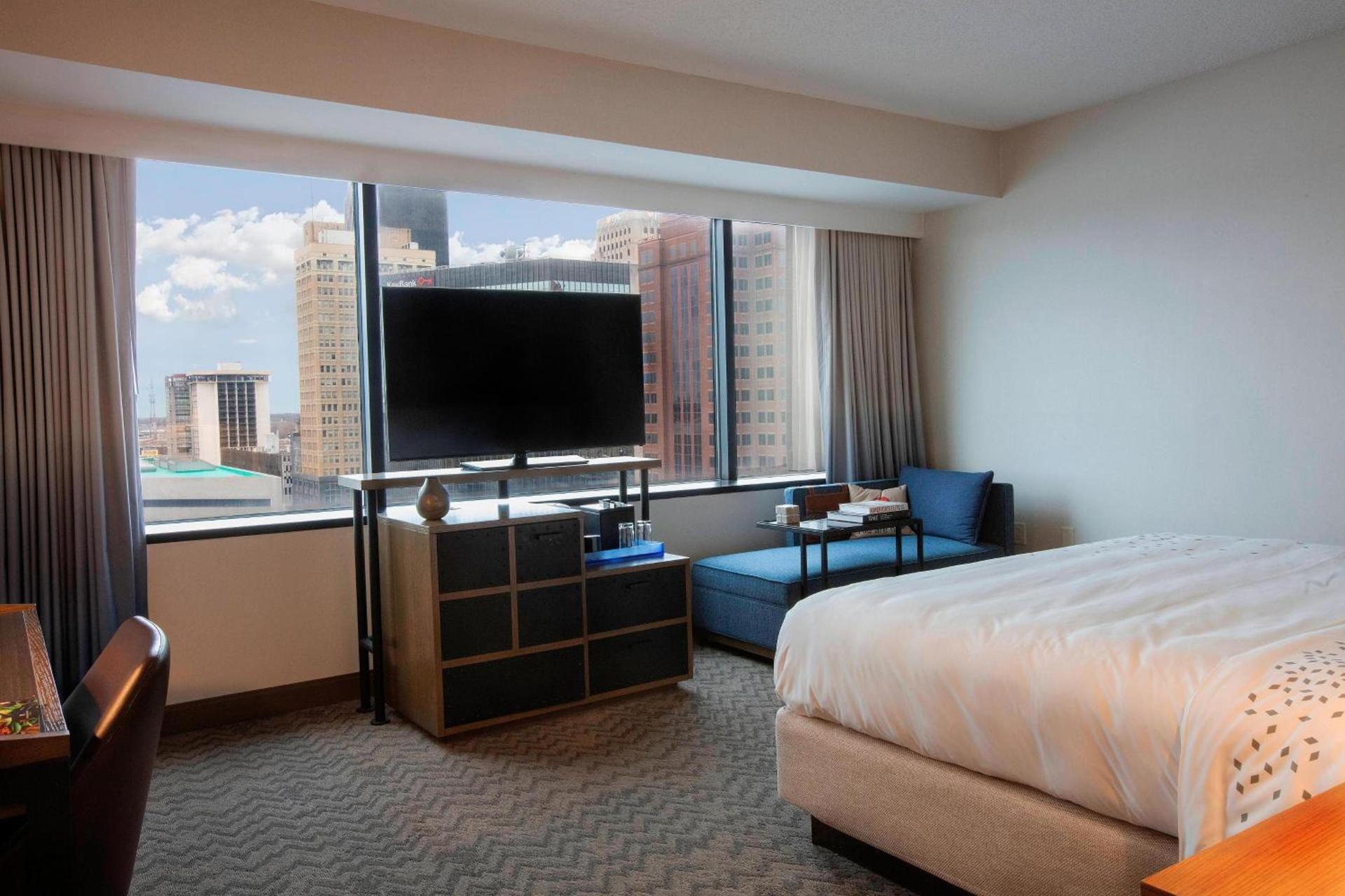 Renaissance Toledo Downtown Hotel photo 6