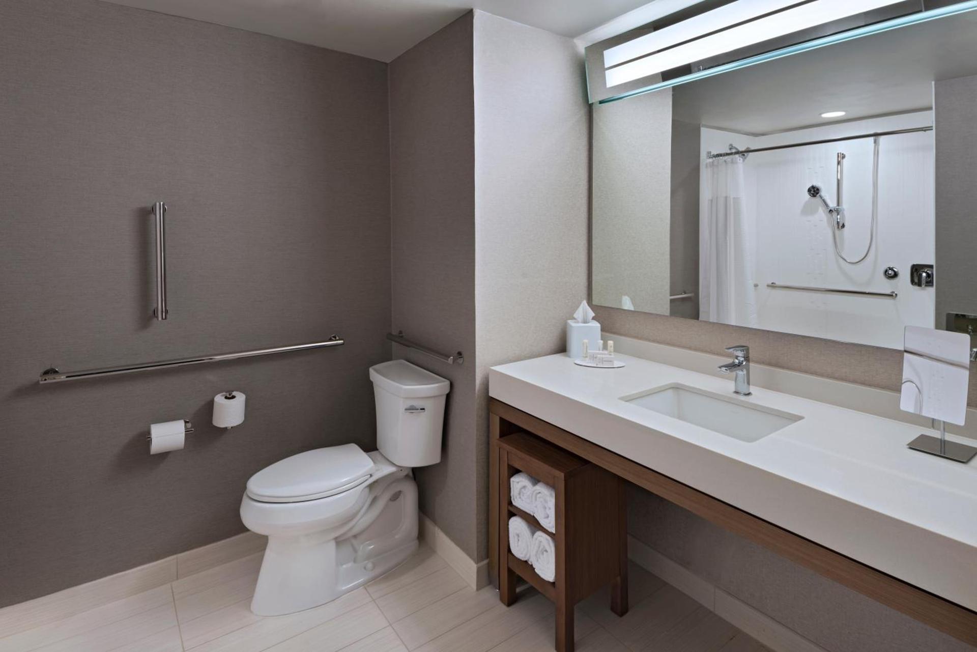 Courtyard by Marriott Jackson Madison photo 46