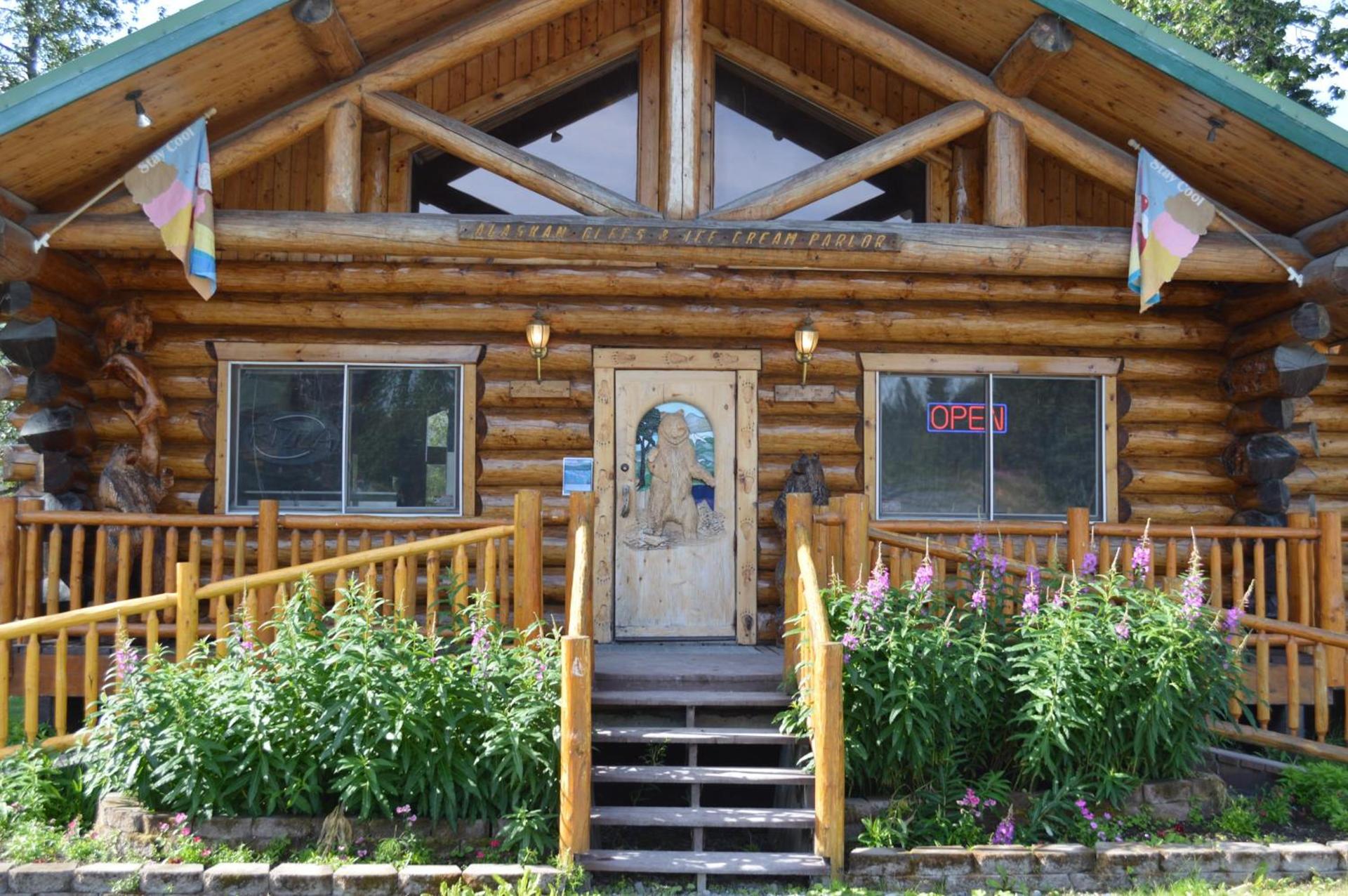 Summit Lake Lodge photo 61