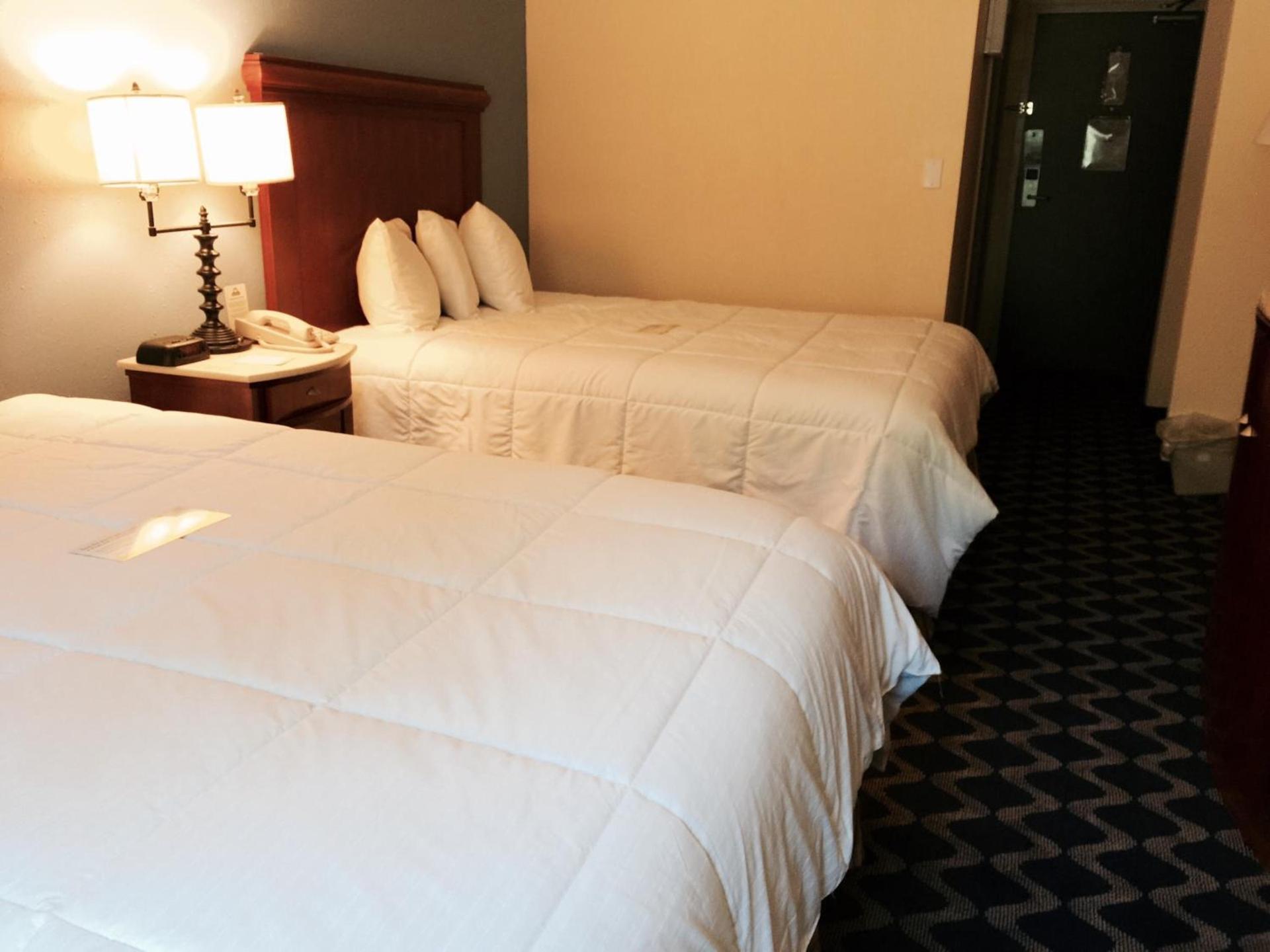 Aderi Hotel Near Casino photo 20