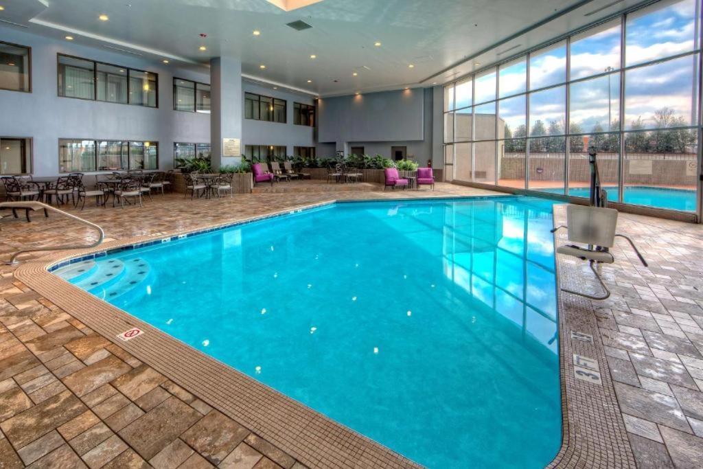 DoubleTree by Hilton Decatur Riverfront photo 19
