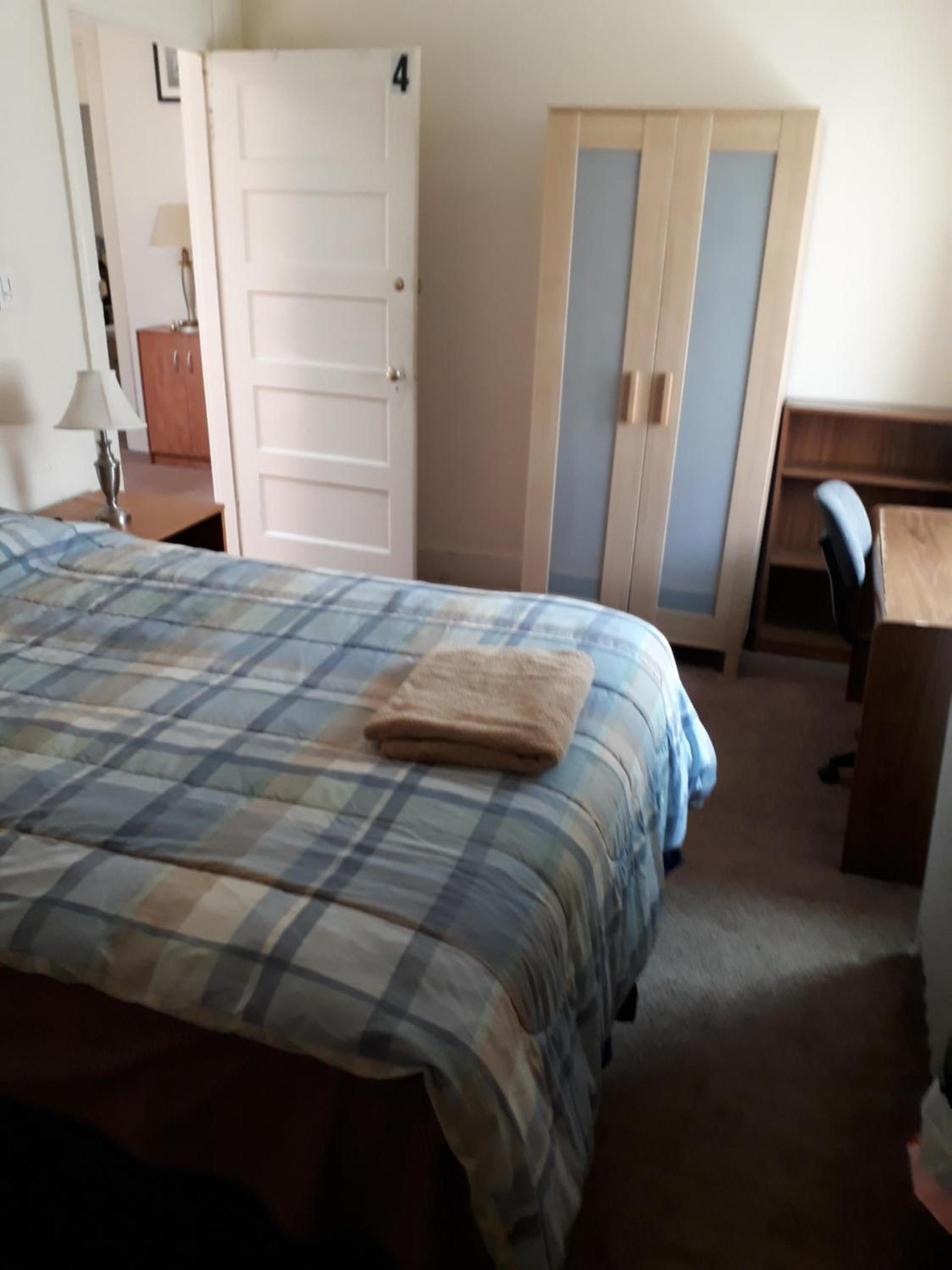 Pleasant Rooming House photo 44