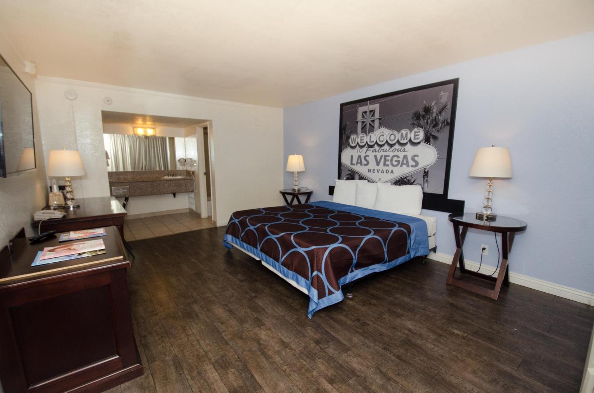 Super 8 by Wyndham Las Vegas North Strip/Fremont St. Area photo 14