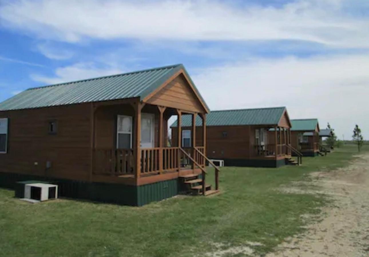 Lakeside Motel, Cabins and RV photo 1